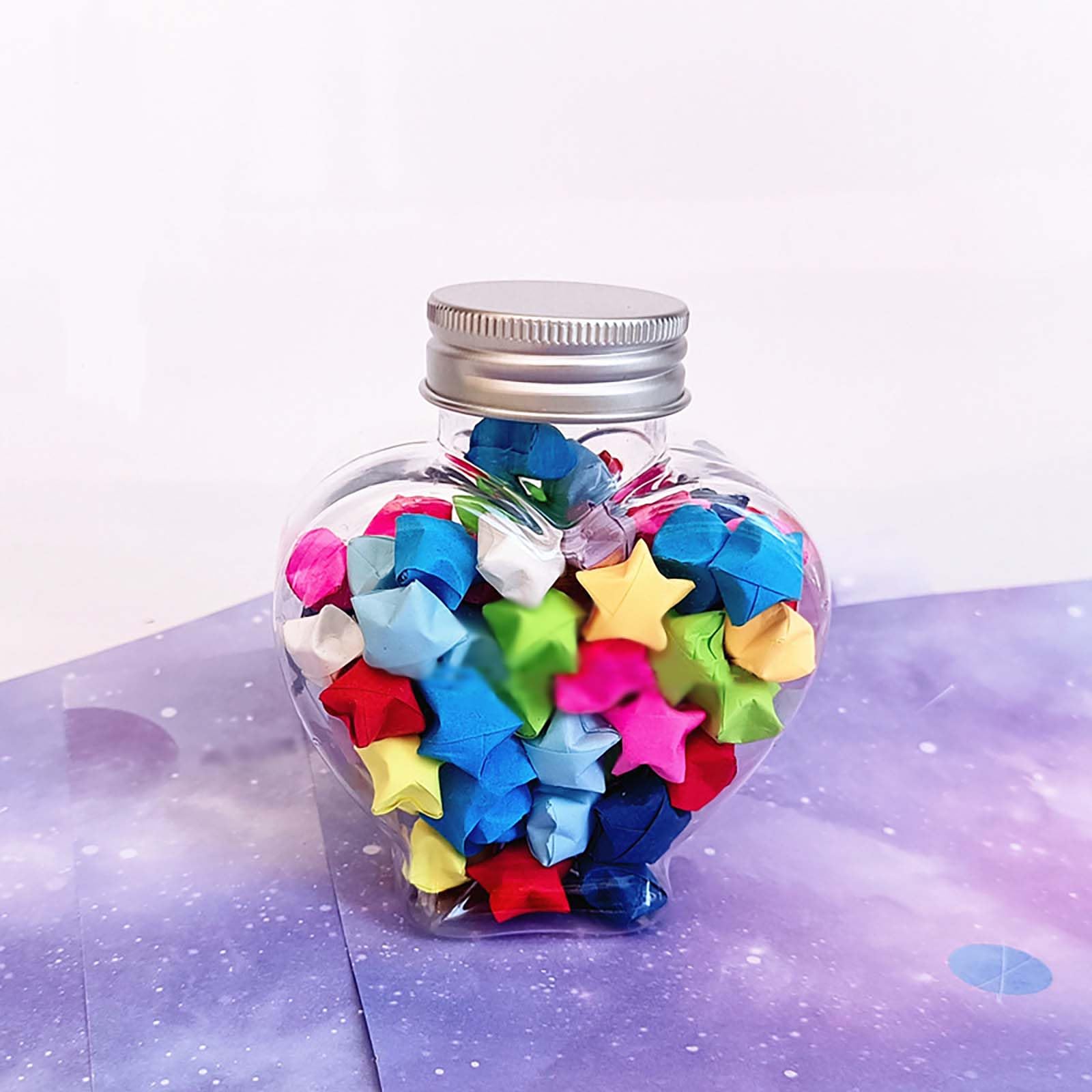 Tazweeq 5 Pieces 5 oz Heart Shaped Glass Bottles, Sand Art Bottles with Lids, Small Clear Glass Bottles, Candy Bottles, Beverage Bottles, Wedding Gifts, Handmade Crafts Decorative Gifts(Fashion)