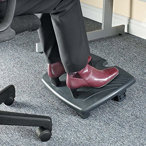 Kensington 56148 - Reposapiés SoleRest para Debajo del Escritorio, Ergonómico Ajustable, Reposapiés con 12 Niveles de Inclinación y Base Antideslizante para Oficina y Hogar, Negro - imagen 2
