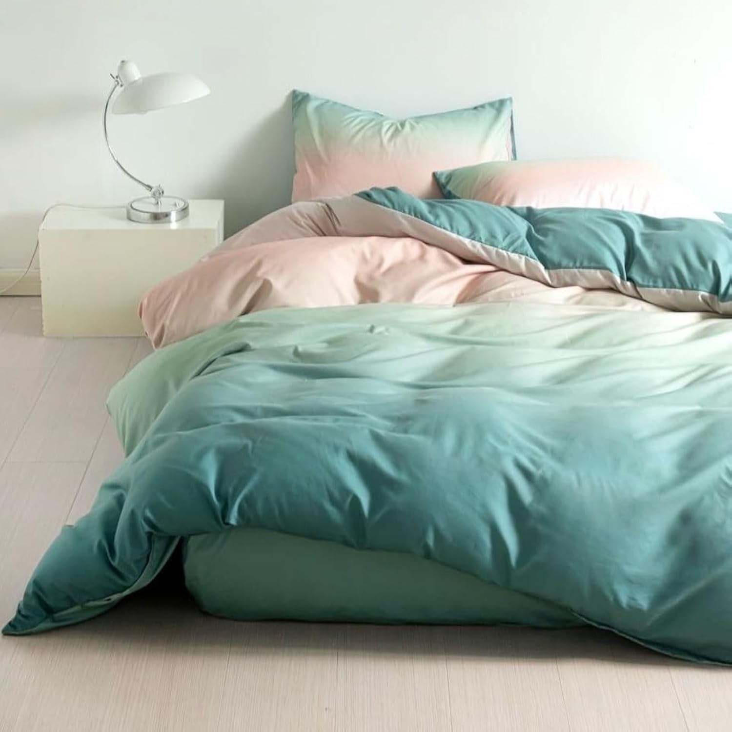 WH textiles 6 Piece Cotton King size Bedsheet - Duvet cover set | Ultra soft cotton | 1 Fitted Sheet (200 * 200+30cm) + 1 Quilt Cover (220 * 240cm) + 4 Pillow Cases (50 * 75cm) (Ombre-3)