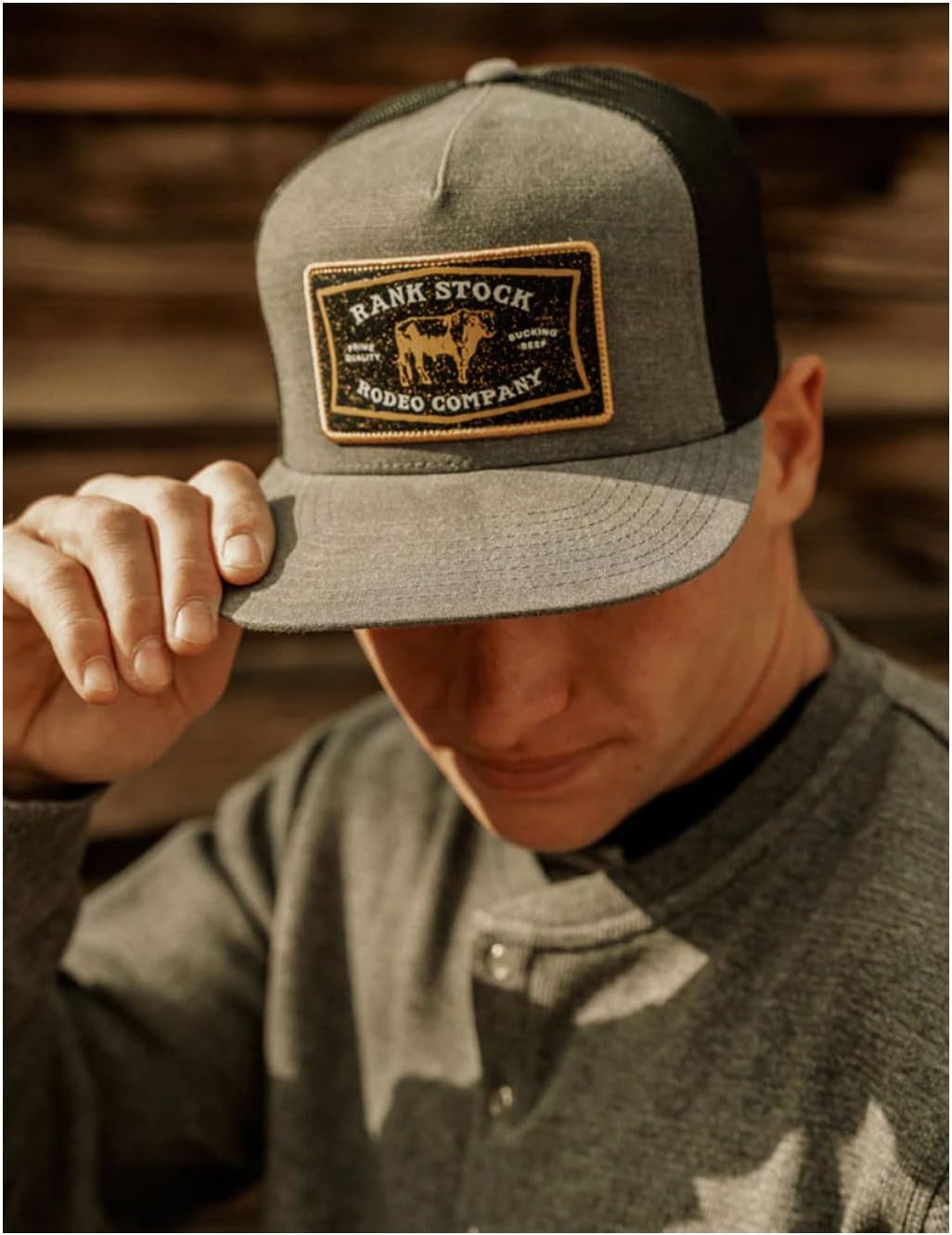 HOOEY Rank Stock Adjustable Snapback Mesh Back Trucker Hat (Charcoal/Black)