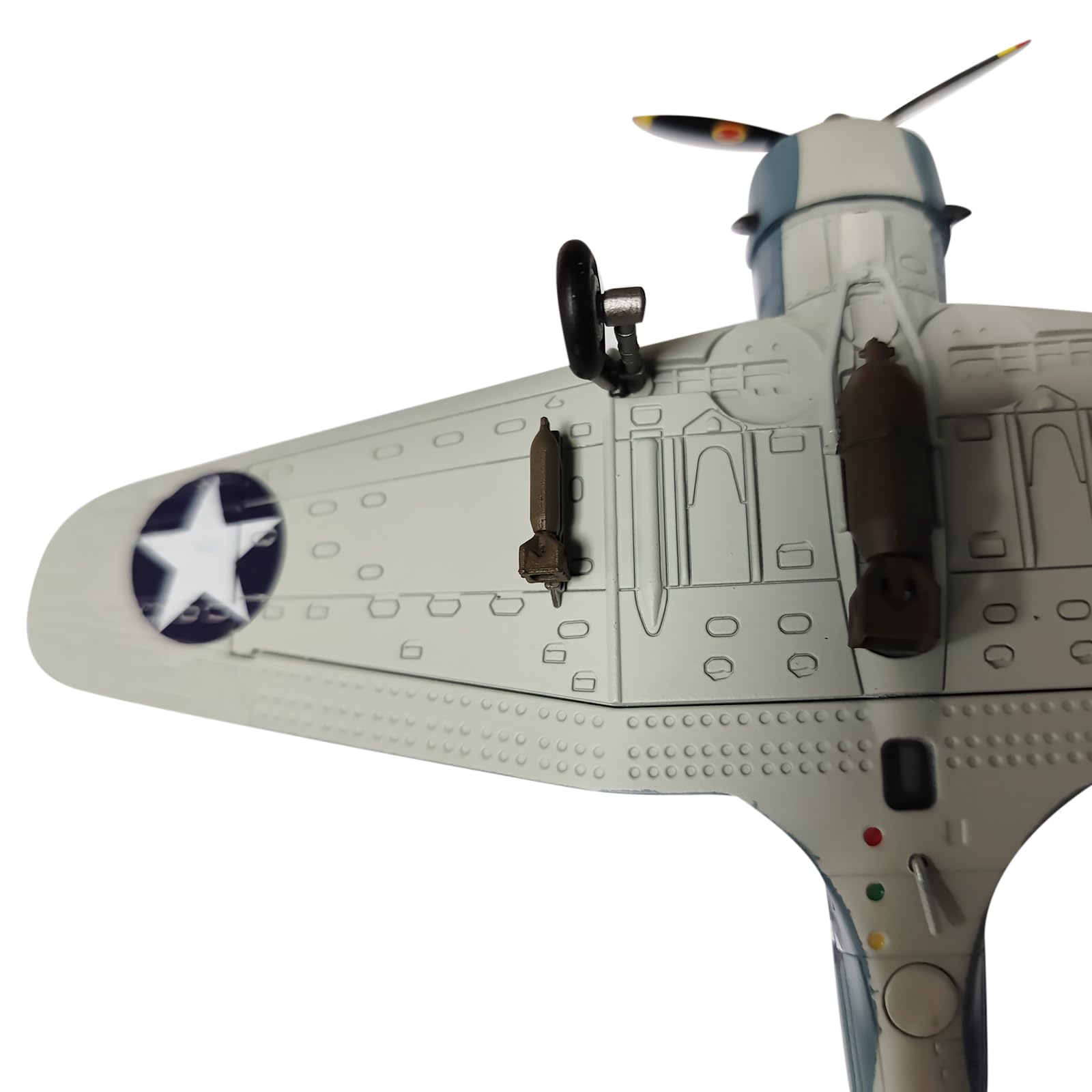 Amazon.co.jp: 第二次世界大戦SBDドーントレス潜水爆撃機飛行機モデル1