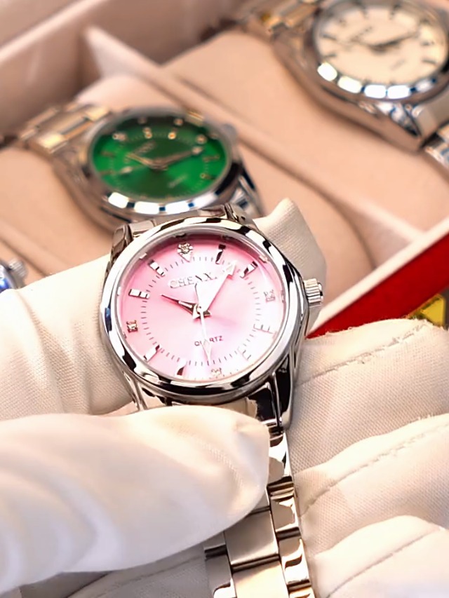 Radiant Orologio Donna Analogico Al Quarzo RA537204 - Cassa E Cinturino In Acciaio Inossidabile Argento, Look Elegante E Moderno