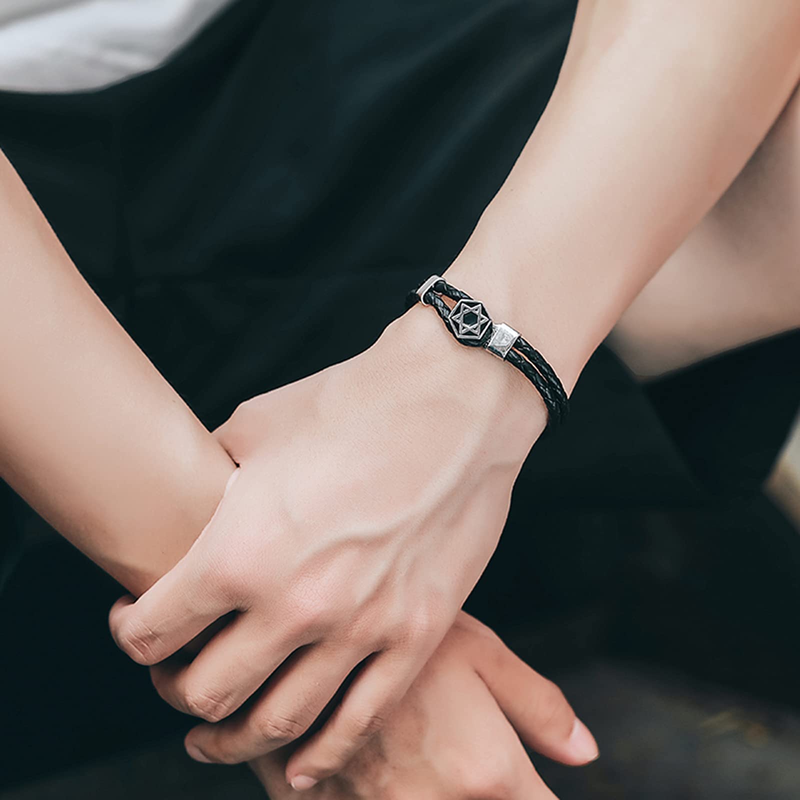 Pulsera trenzada de cuero de la PU de las PU de los hombres de los hombres - Pulsera de estrella de esterlina de 925 de la plata esterlina a mano, pulsera de cierre de estrella de seis puntas, longitu
