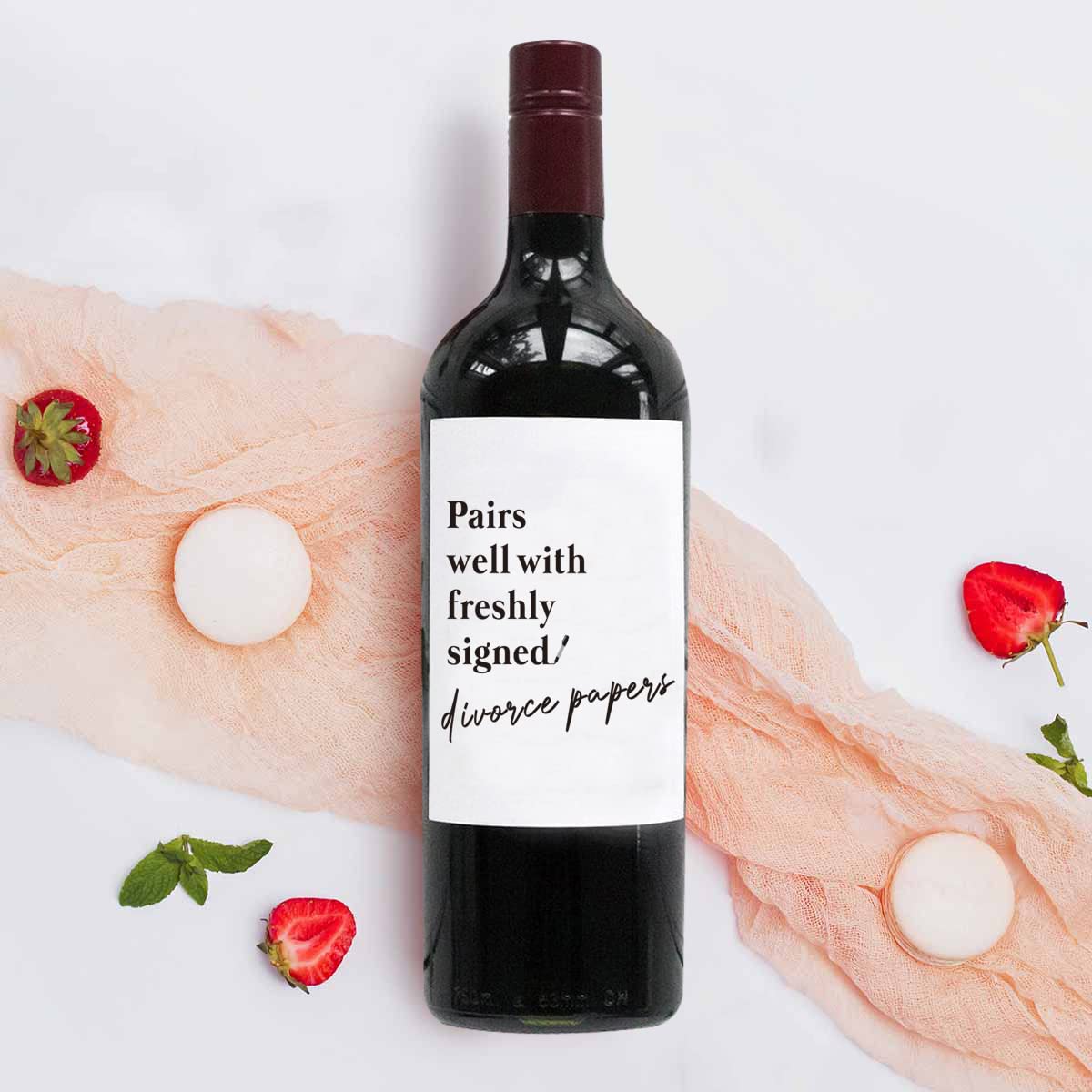 Patyzon Funny Happily Divorced Wine Label,Divorced Gift for Her,Breakup Gift for Sister,Divorce Party