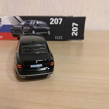 Amazon.co.jp: ロシア大統領専用車 アウルス ミニカー リムジン