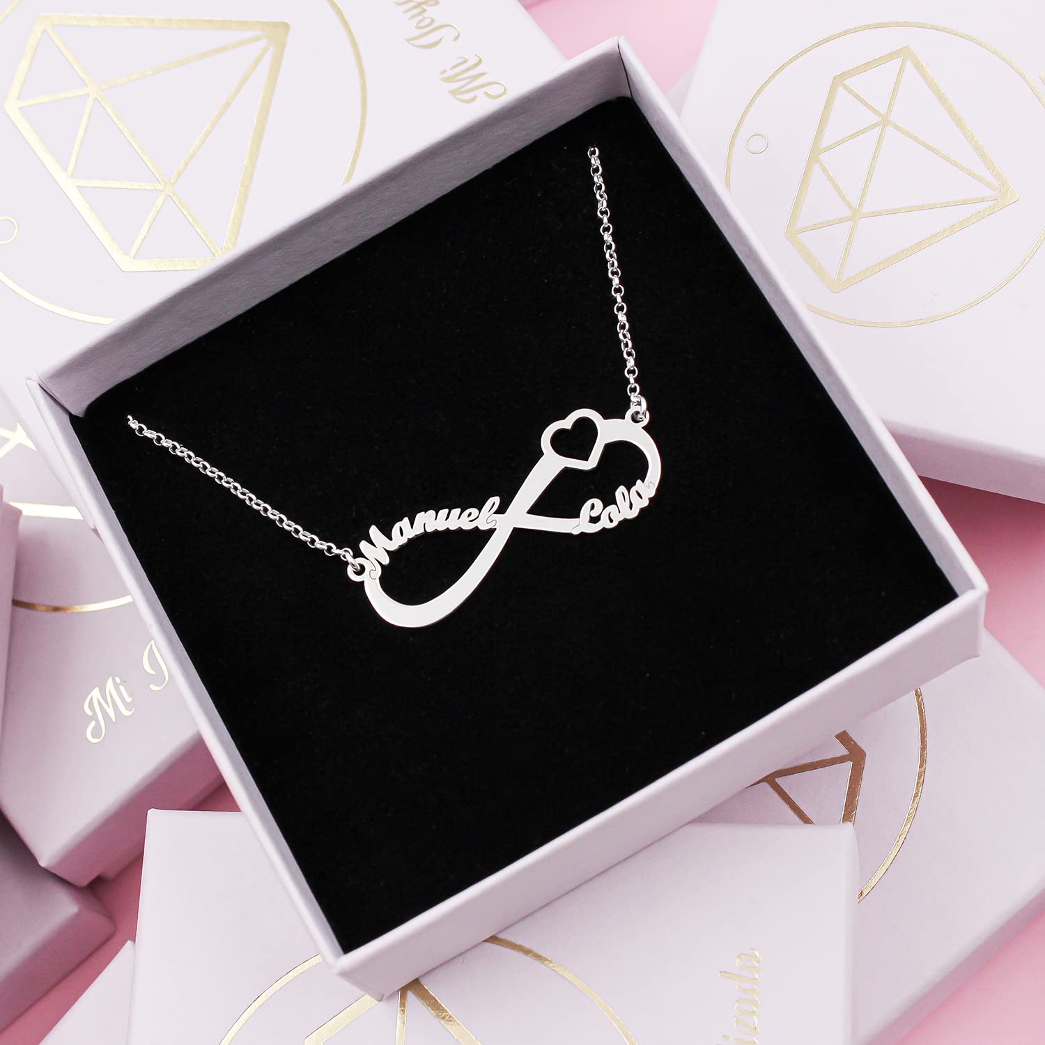 Collar Infinito Plata Personalizado con Corazón - Hasta 3 Nombres - Colgante con Cadena - Regalo para Mamá, Hijos o Pareja - Plata de Ley/Chapado en Oro - Mi Joya Personalizada (plata,2 Nombres)
