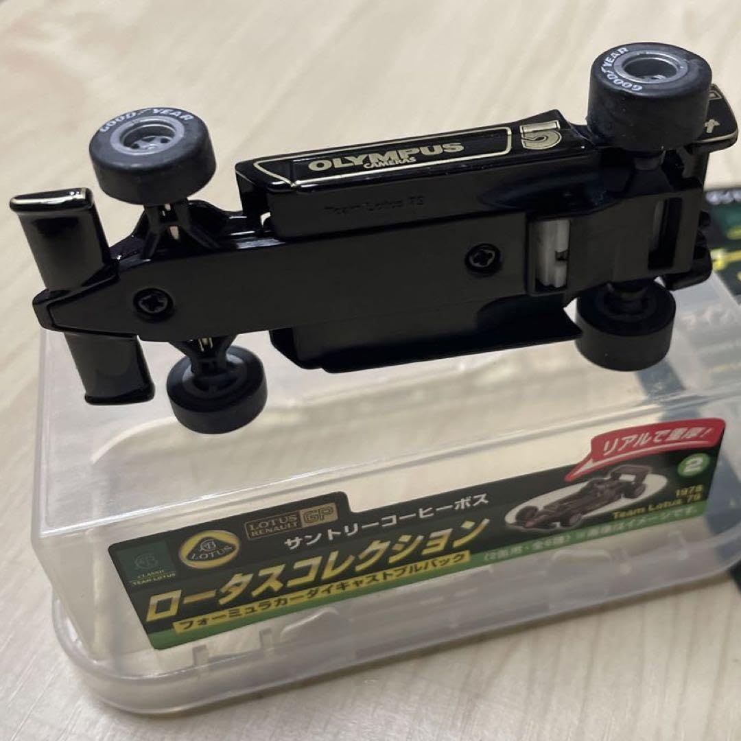 ★商談中★　ダイキャストプルバックミニカー 1980 Team Lotus 81 1980 TEAM Lotus 81 サントリーコーヒーボス ロータス