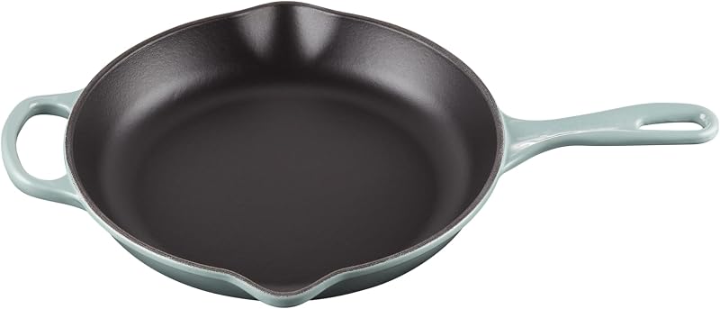 Sartén redonda exclusiva de hierro fundido esmaltado Le Creuset, 10,25", sal marina
