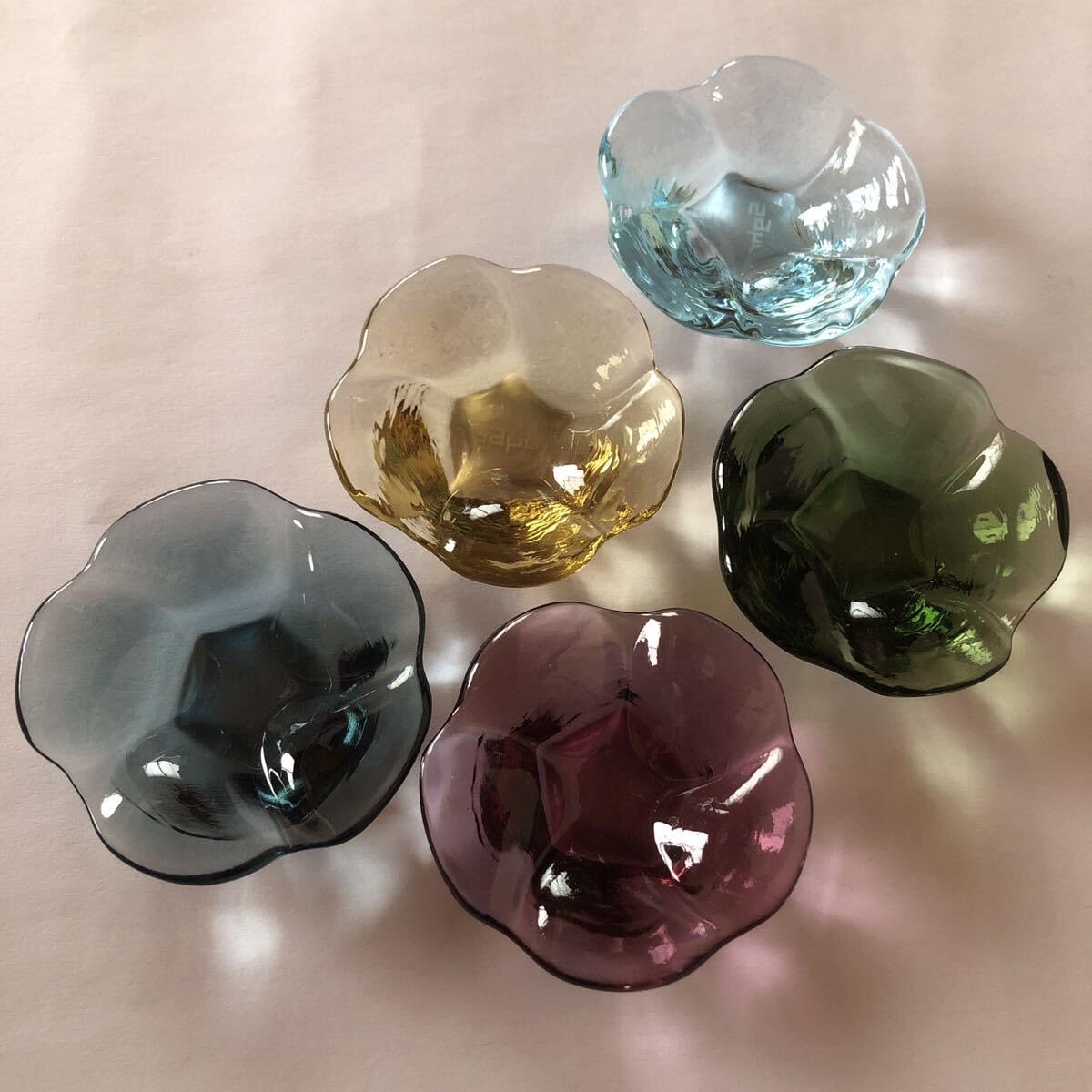 Amazon.co.jp: 〈〉スガハラ ガラス sghr 箸置き 花 箸置 はしおき