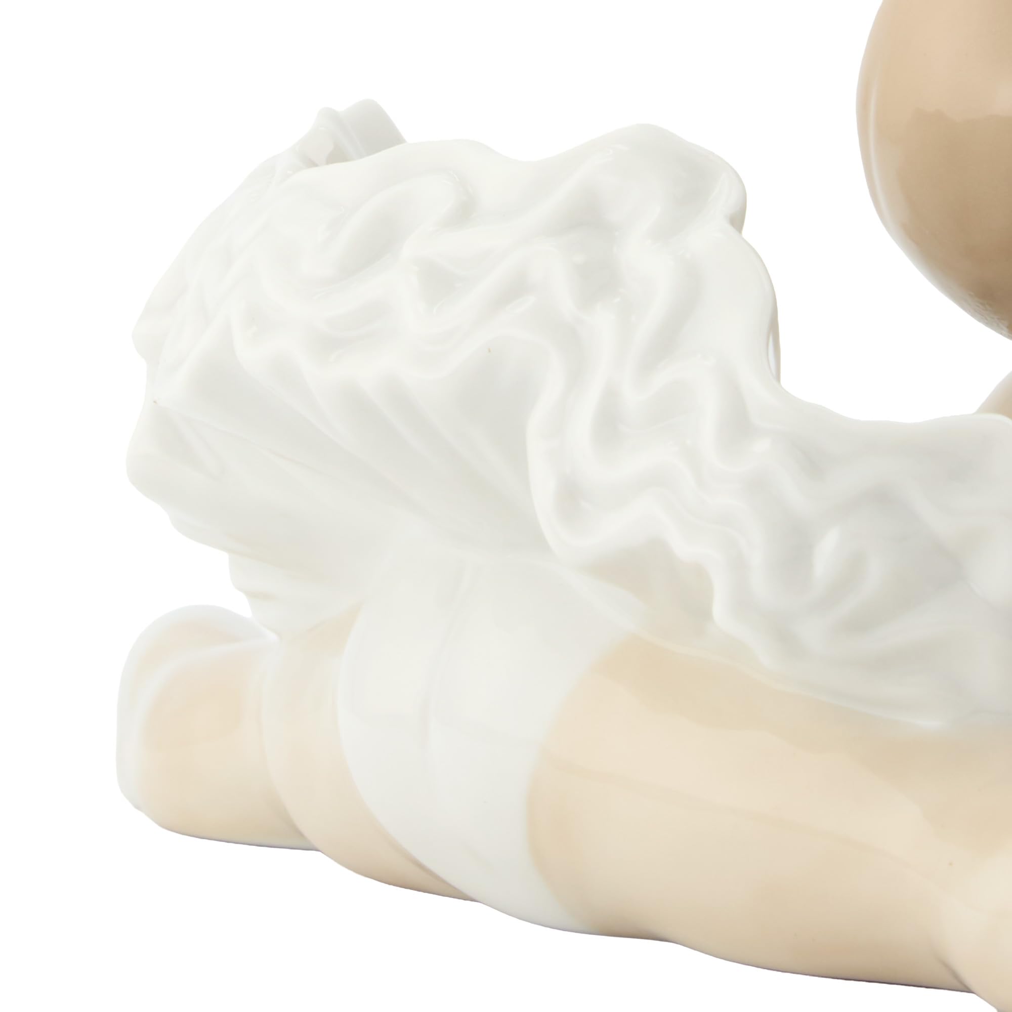 NAO Figura Soñando con La Función. Bailarina de Dees de Porcelana