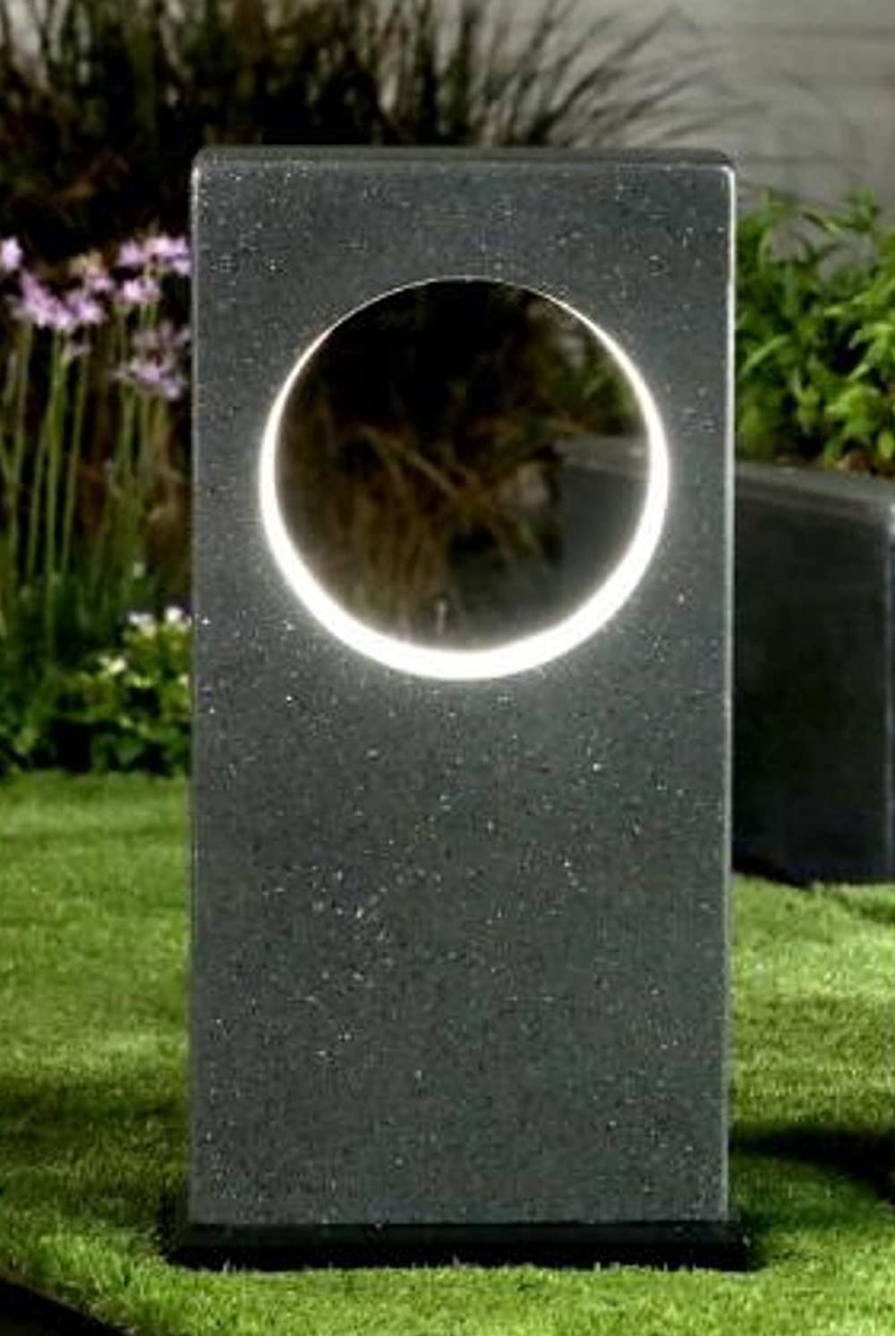 Arnusa Moderne Solarleuchte Gartenleuchte Gartenlampe Solarlampe 63,5 x 18 x 32 cm Gartenstatue