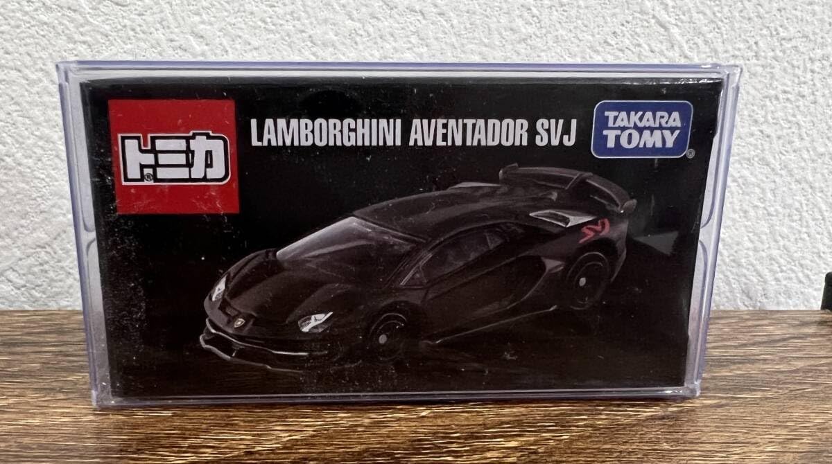 Amazon.co.jp: トミカ ランボルギーニ アヴェンタドール SVJ マット