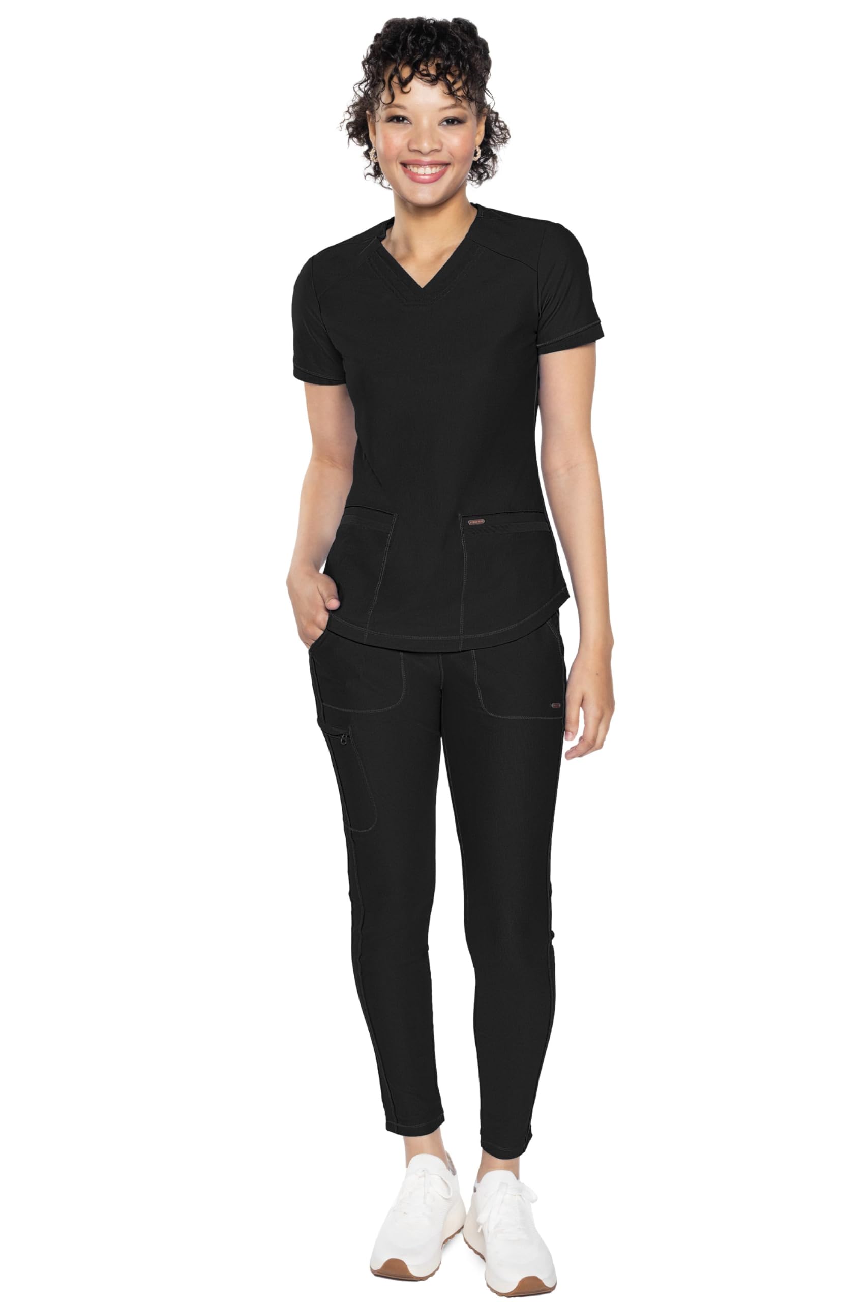 Cherokee CK840 - Conjunto de ropa quirúrgica para mujer, 7 bolsillos, cuello en V, dobladillo curvado CK840 y pantalón de pierna cónica de tiro medio con cordón CK095, color negro, 2XL y pantalón