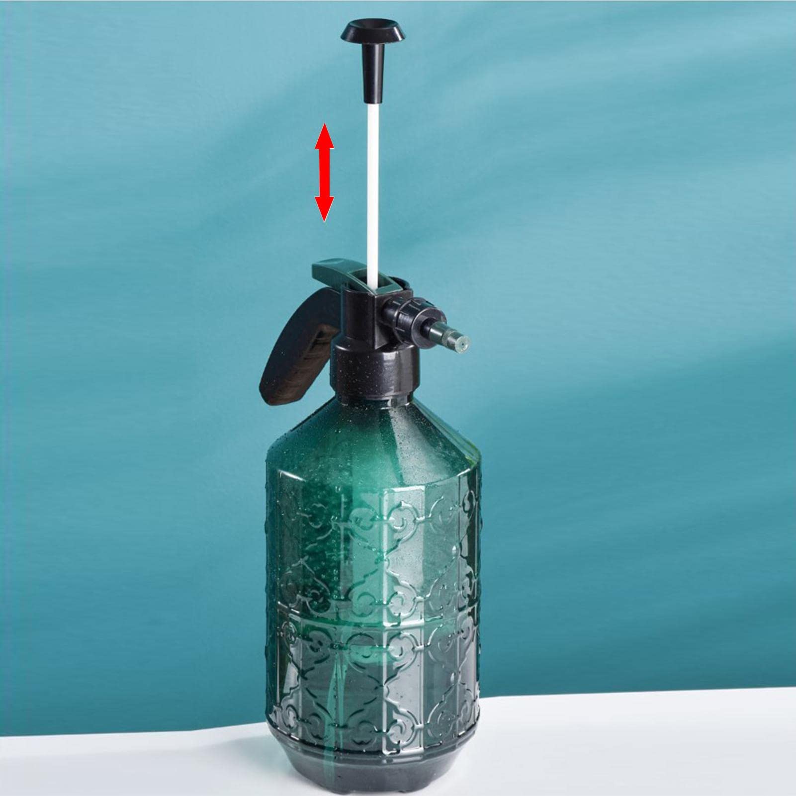 Drucksprüher, Gießkanne mit Verstellbarer Düse, Tragbare 2-Liter-Druckflasche mit Verstellbarer Düse zum Bewässern von Blumenrasen, zum Reinigen und Waschen zu Hause