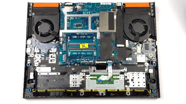 Watch Dell G15 5530 - disassembly and upgrade options on Amazon Live