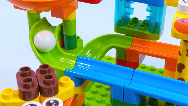 Amazon.com: Marble Run for Kids Ages 4-8 145 PCS Dinosaur Giraffe