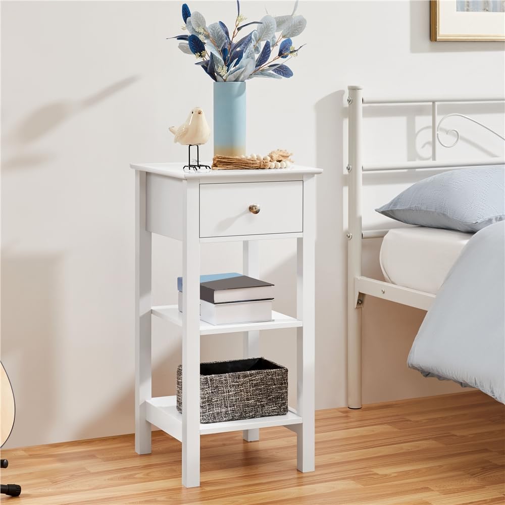 Yaheetech Mesita de Noche Alta Blanca Mesilla de Noche de Madera MDF con 1 Cajón y 2 Estantes Mesa Auxiliar para Sofá Dormitorio 35×35×70cm