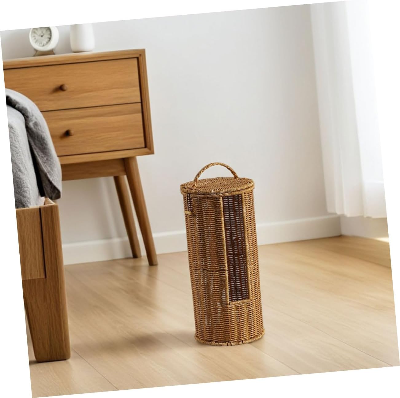 Unomor Storage Basket with Lid Handmade Woven Organizer for Towels Toilet Paper Space Saving Design for Home Hotels Versatile Decorative