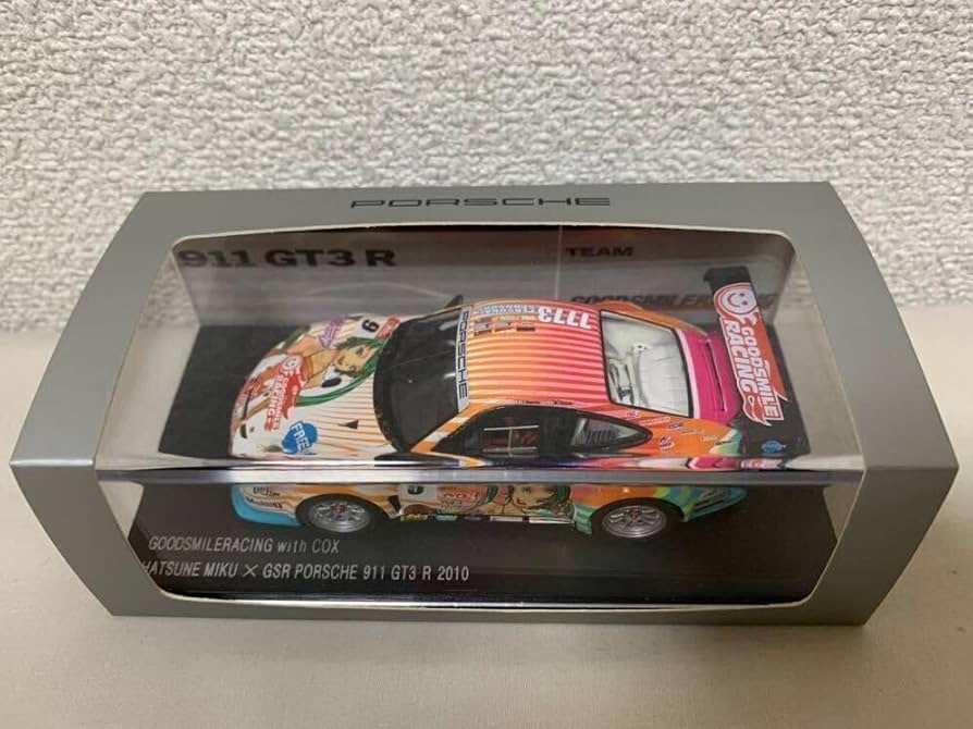 初音ミク　1/43 911  Good Smile Racing 2010 2010年レース | GOODSMILE RACING 公式応援英語サイト