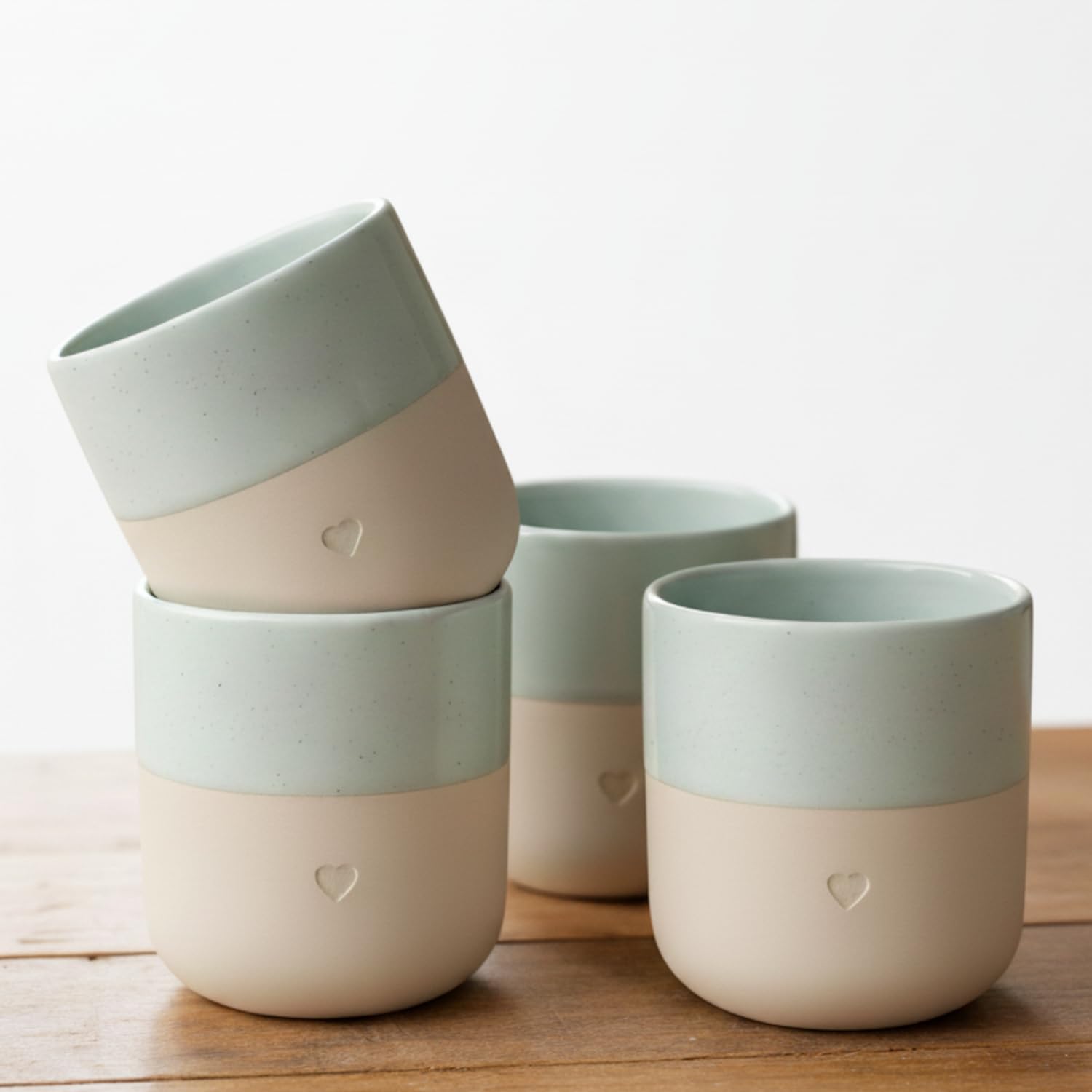 Keramik & Steingut Tassen Set mit Herz Motiv/Gravur | 400ml | in Creme/Beige Weißer Optik | Steinzeug Kaffee, Cappuccino, Latte Macchiato Becher | 2er-, 4er-, 6er-, 8er-, 10er- & 12er Set (6er Set)