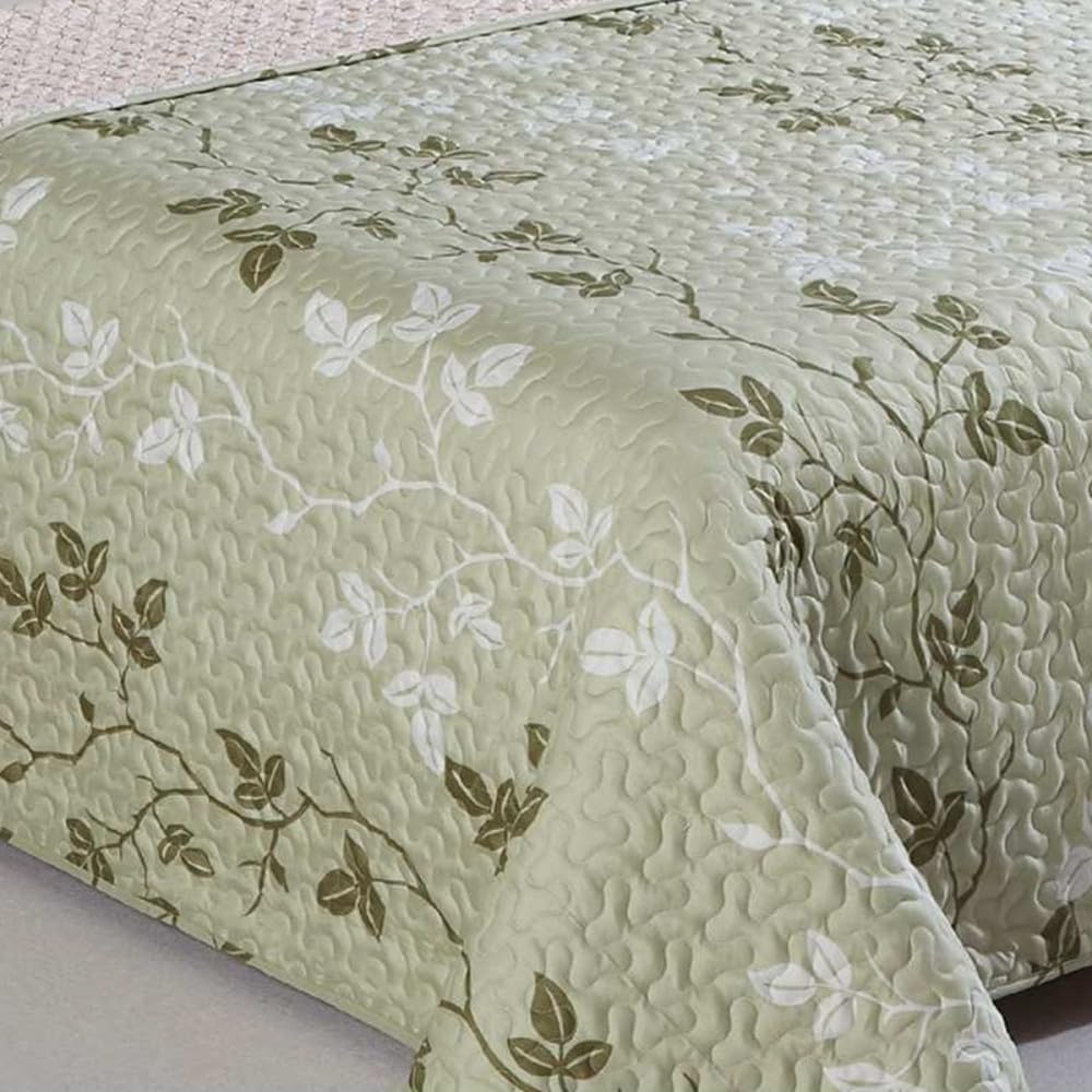 Couvre lit Champêtre Vert 220x240 - Boutis Microfibre Vert Sauge imprimé Feuilles grimpantes + 2 taies 65x65cm