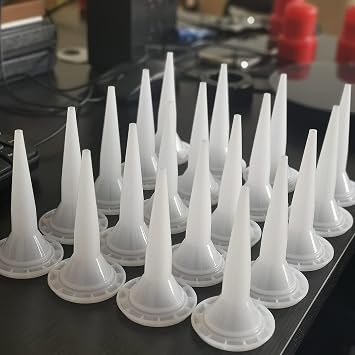 The nozzle of the sausage filling gun, the adhesive nozzle of the sausage filling agent, the durable epoxy piston filling cap, and the essential items of the sausage filling gun white,20 pieces