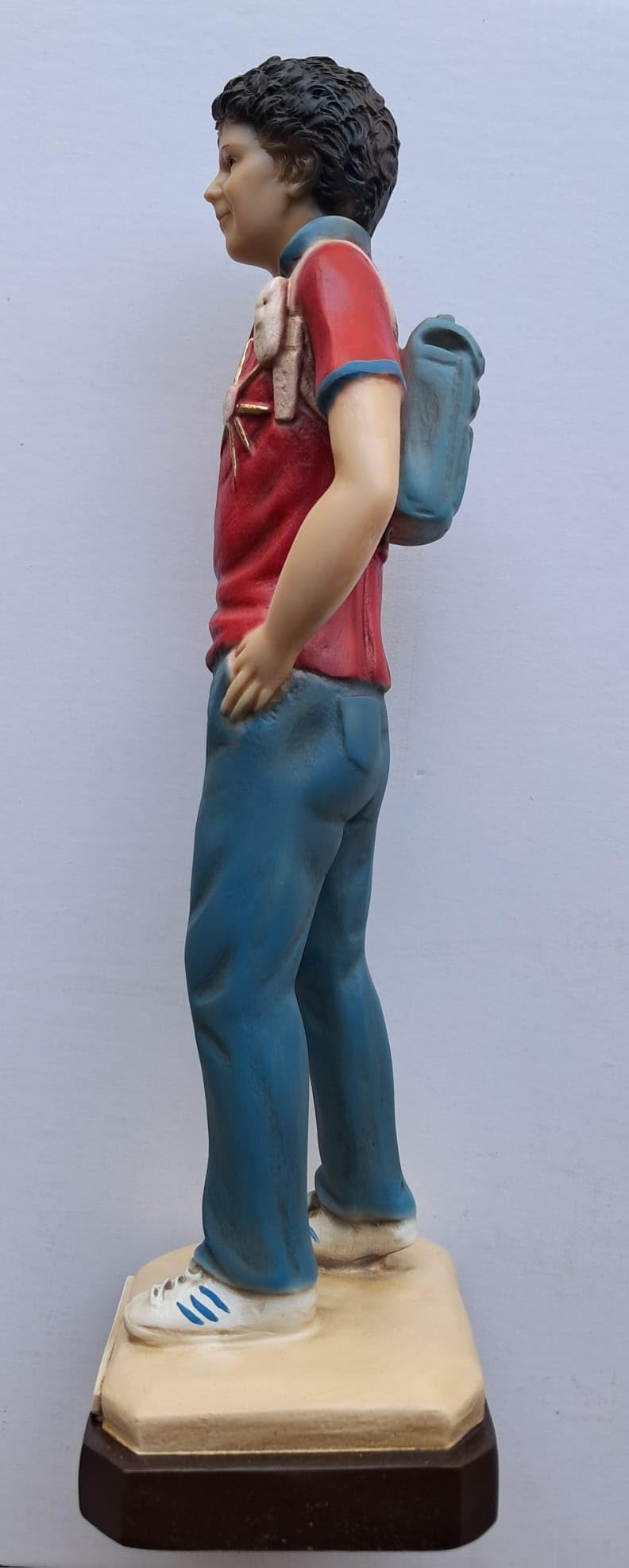 Generico ArteSacraCaravaggio Statua Beato Carlo Acutis, in marmo resina cm 32 (12,59 inches), per interni ed esterni, decorata a mano, produzione artigianale