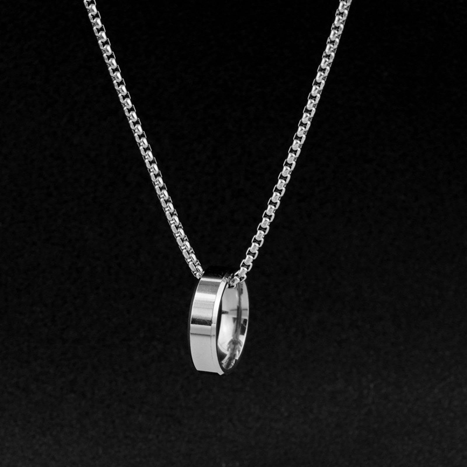Collana Donna Collane a Catena con Ciondolo Collana ad Anello Collana Lunga con Maglietta Collane Versatili a Strati per Uomo e Donna