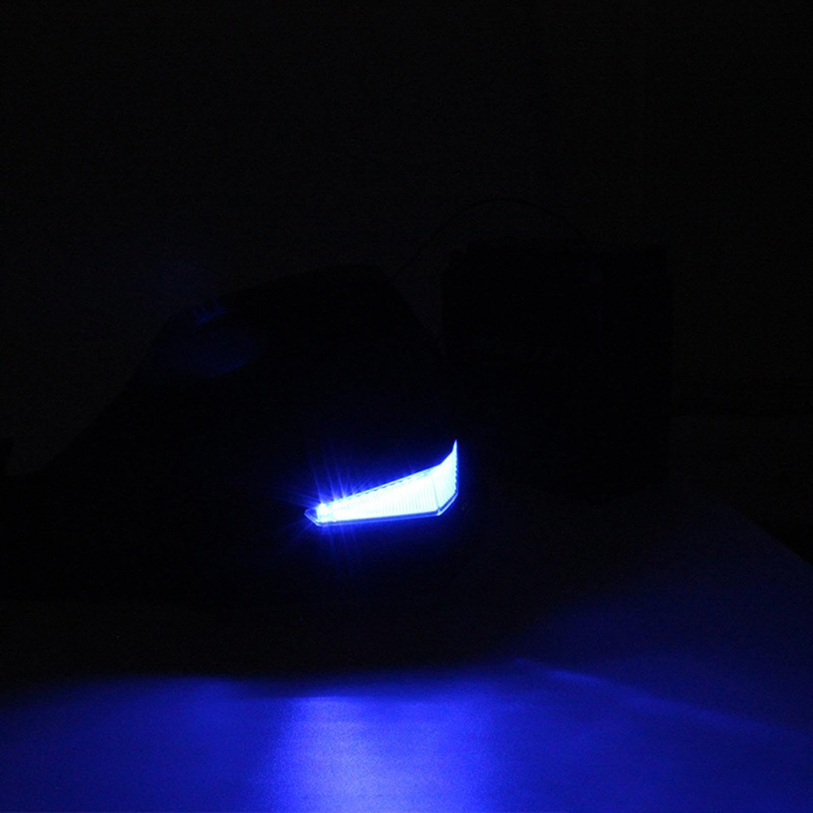 Paramani per motociclette progettati per la sicurezza con illuminazione a LED efficace per la guida notturna. Parti per paramani. con luce a LED.