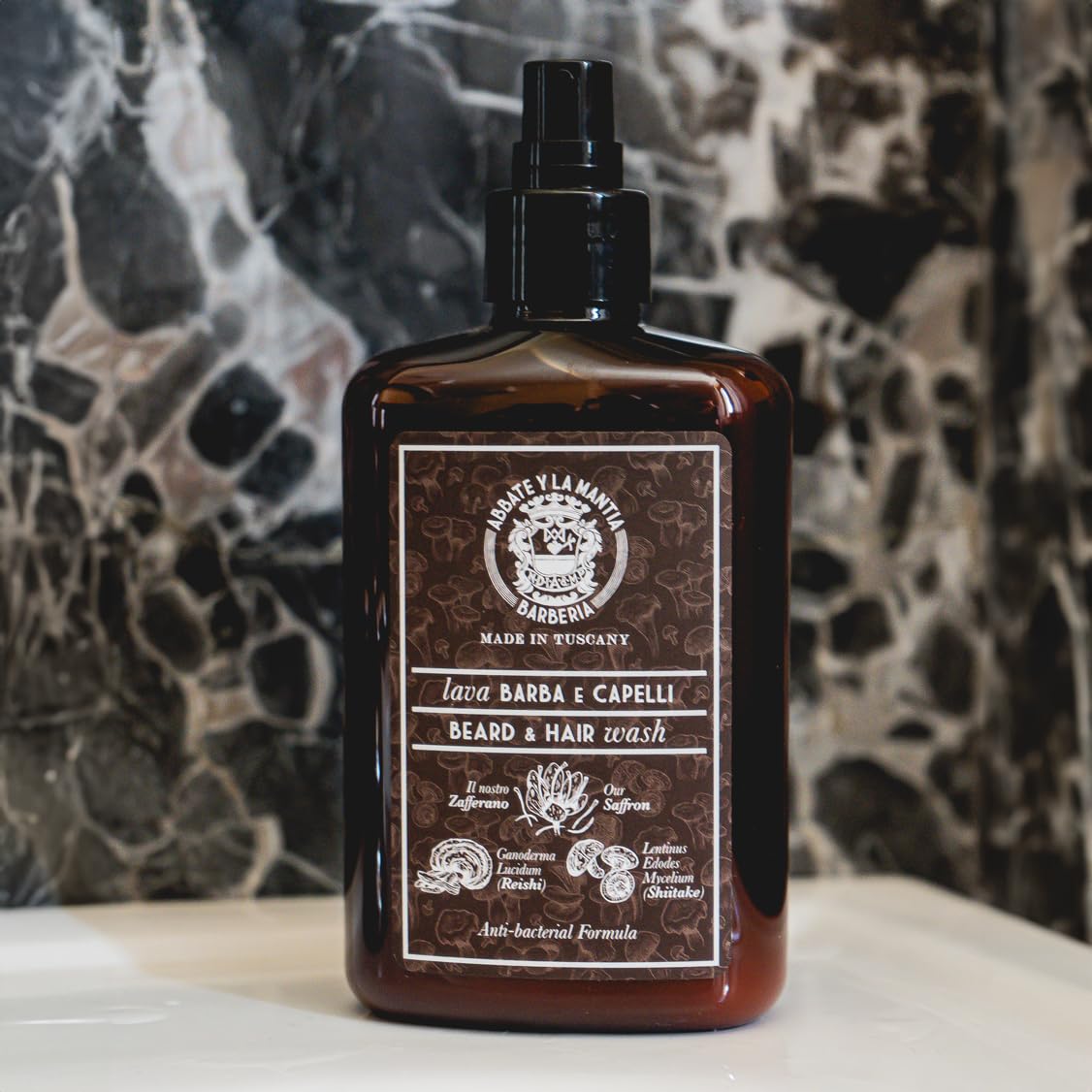 Odżywka do brody przeciw wypadaniu brody, wzmacniająca, łagodząca i antybakteryjna, z szafranem, Reishi i Shiitake, 250 ml, wyprodukowano we Włoszech