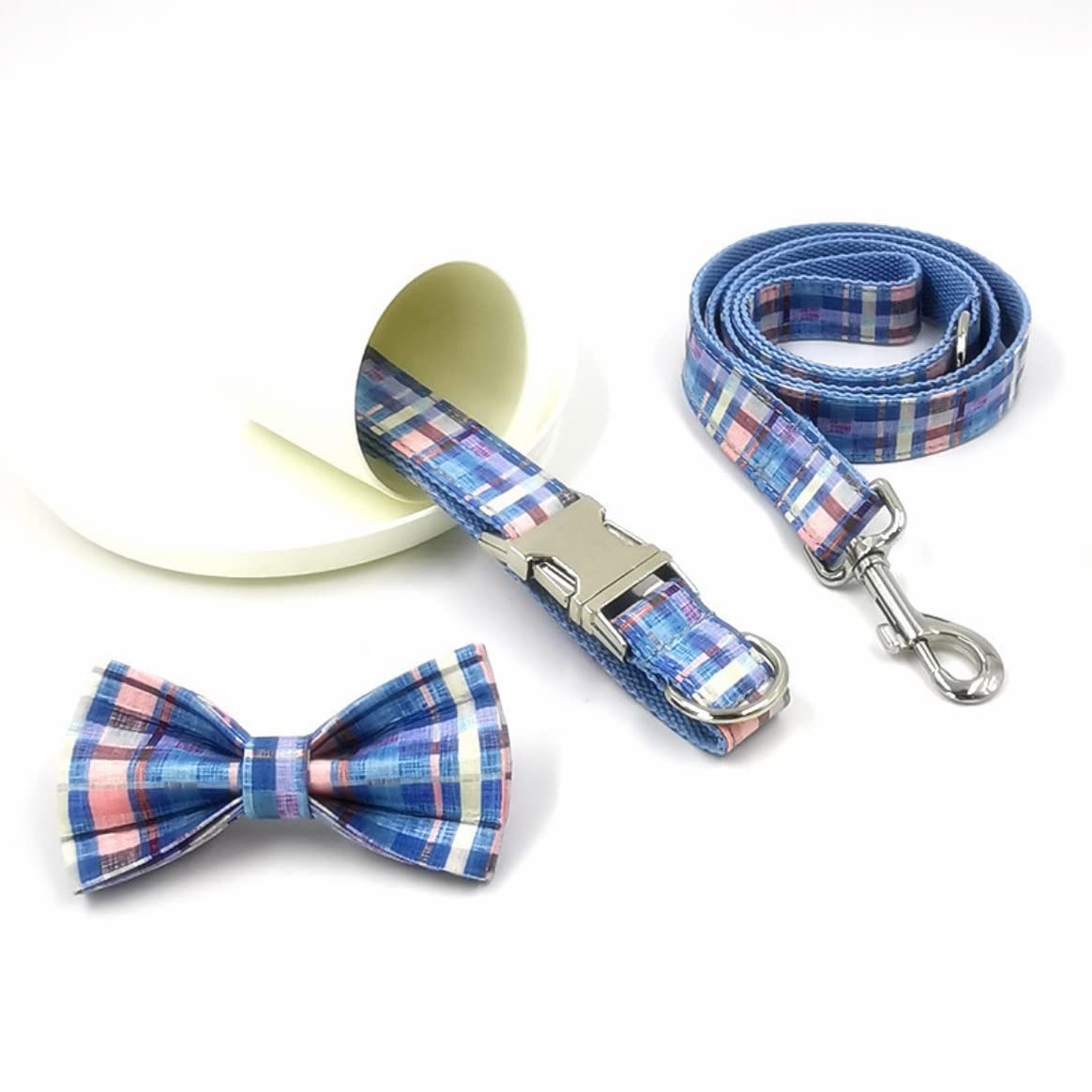 Smycz dla Psa Oddychające Szelki dla psa Kamizelka psów Bez ściągania Ucieczka Obroża i zestaw smyczy Niebieskie paski Puppy Bowtie Collar Miękkie Regulowana(56-62cm)