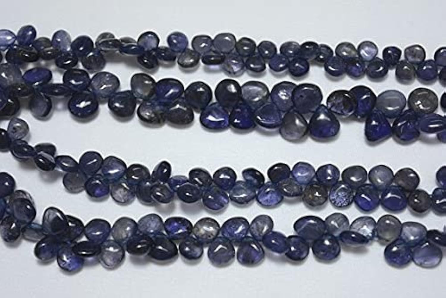 Iolite perles cœur pour créer un collier romantique et bijoux bohèmes chic