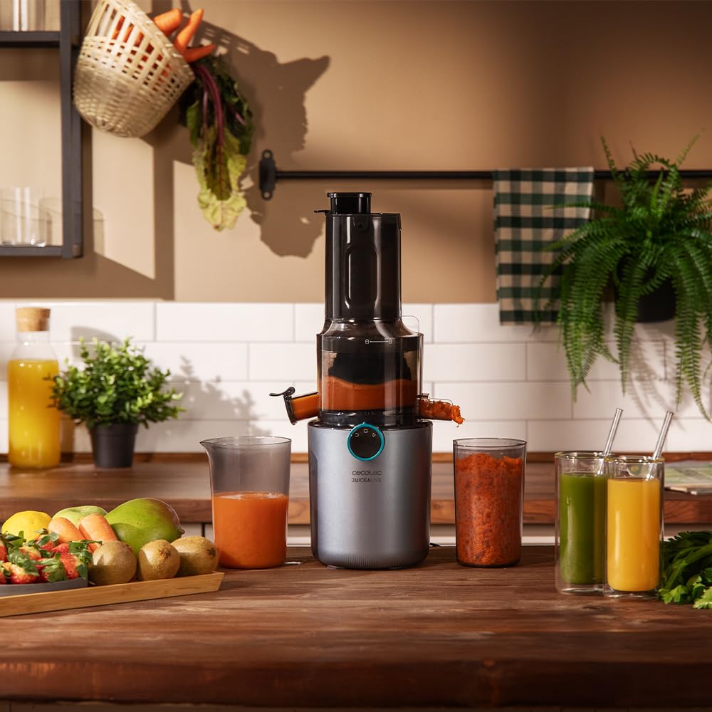 Cecotec Centrifuga Frutta e Verdura - Estrattore Frutta e Verdura Juice&Live 1500 Slim motore 200W, bocca 82mm, 55±5 RPM, silenzioso, facile pulizia, sistema sicurezza, ideale per succhi salutari