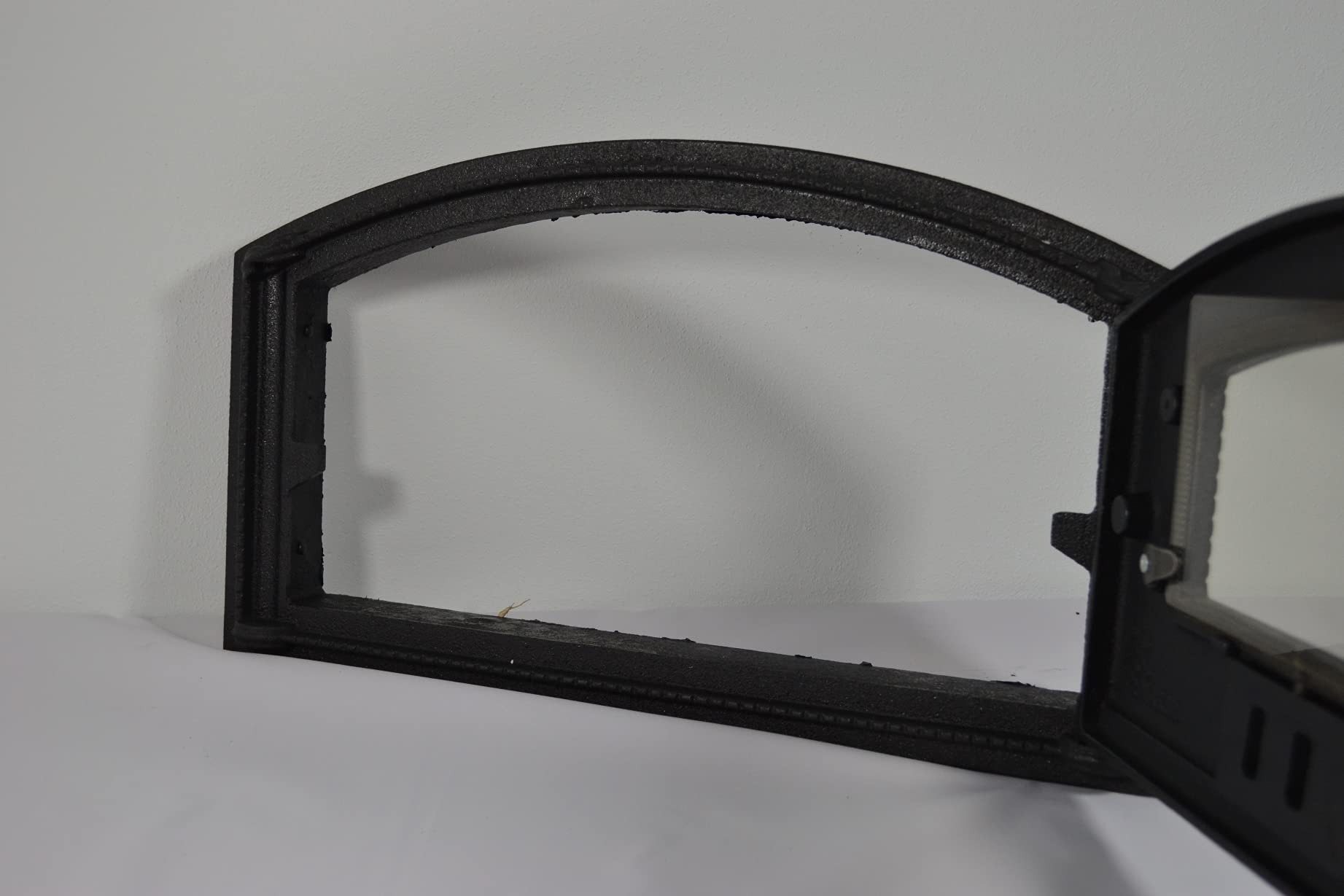 SEZAM Backofentür aus Gusseisen mit hitzebeständiger Glasscheibe 48,5 x 6,5 x 27,5 cm halbrund schwarz