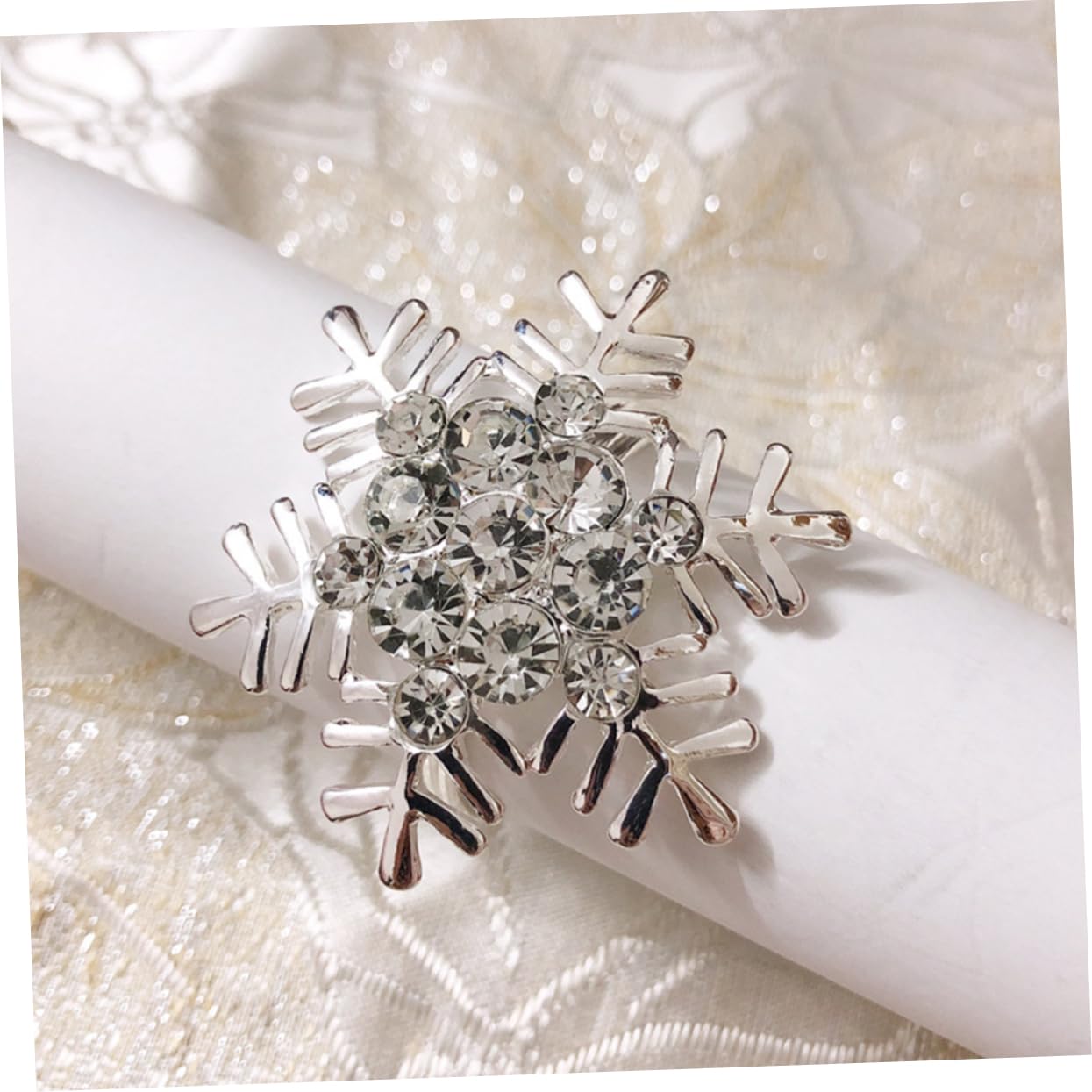 Ciieeo 3sätze Weihnachts-Napkin Clasps Schneeflocken-Design Rhinestone Napkin Für Festliche Tischdekoration Accessoire Für Weihnachten Hochzeiten Und Feiern
