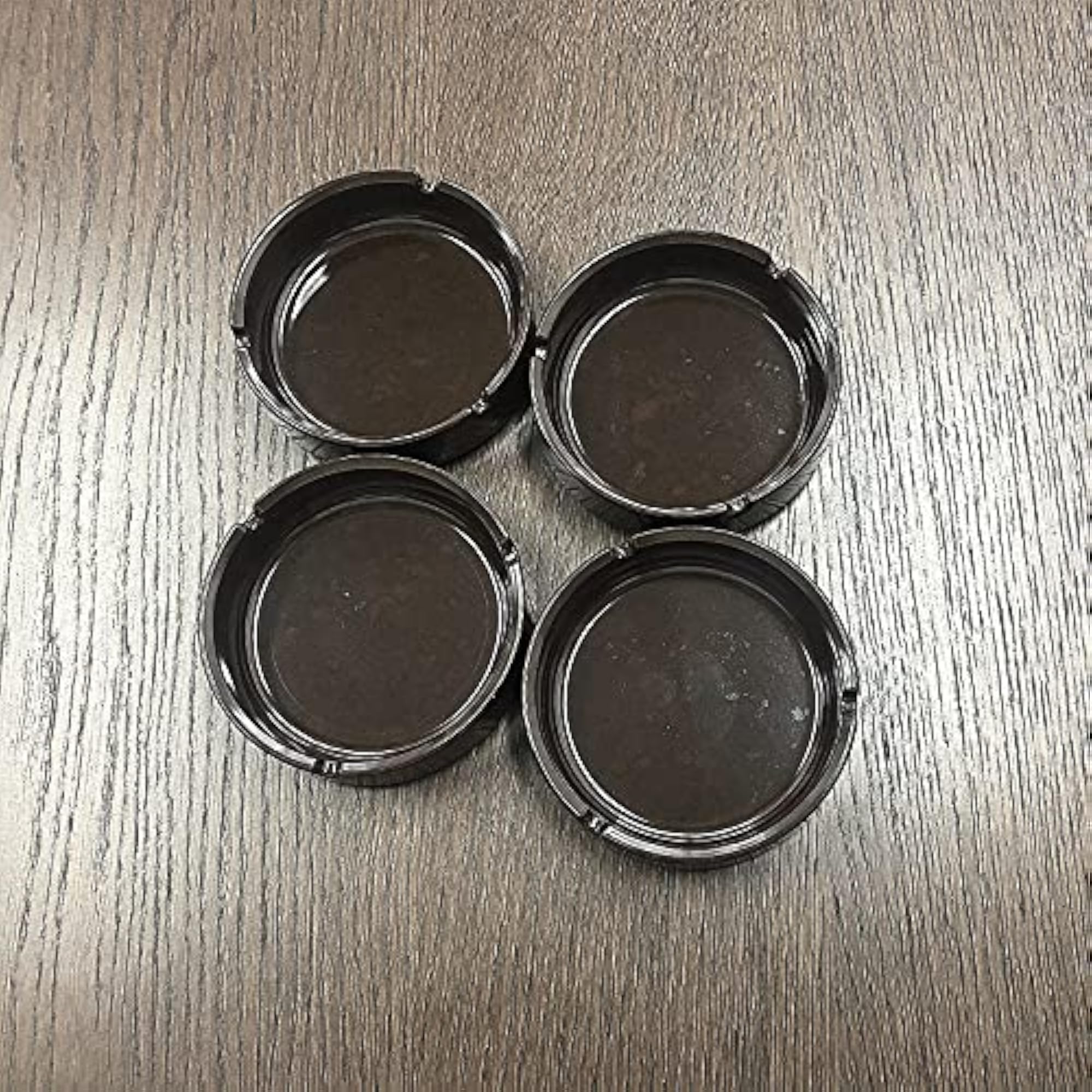 Plastic Ashtray for Outdoor Use, 4-Pack