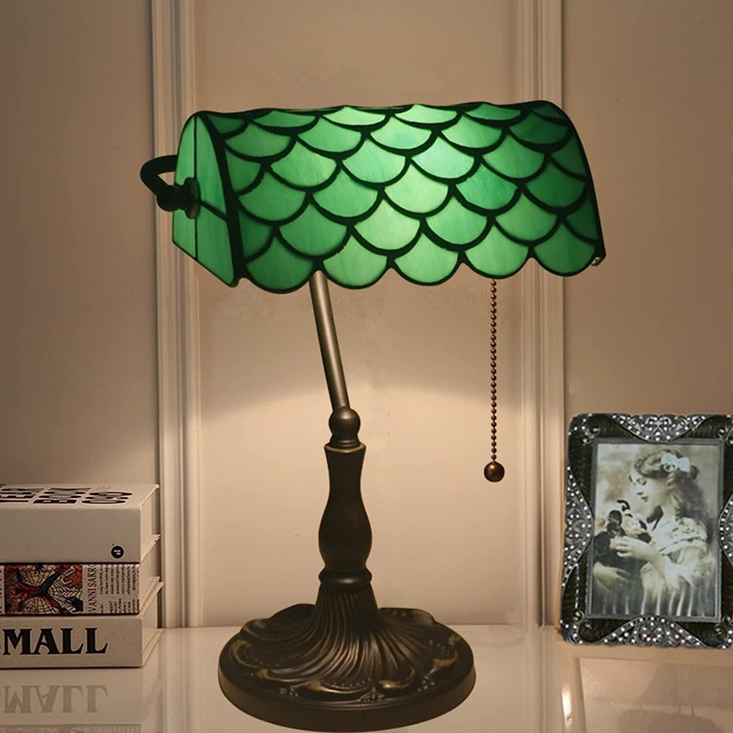 Bankiers Tischlampe, farbige Glaslampe, Kristallperlenschreibtischlampe, Schlafzimmer in der Nacht Leselampe (EIN grüner Schatten von Waagen) Innovate
