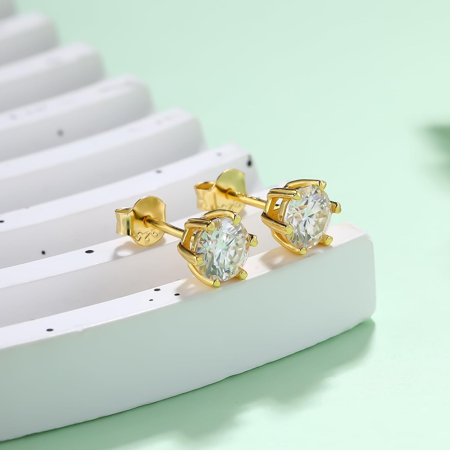 BREN Moissanite Earrings - 0.6ct-4ct D Color Lab Created Imitation Diamond Earrings Studs Handmade 925 Sterling Silver Earrings Solitaire Moissanite Stud Earrings for Women Christmas Gifts