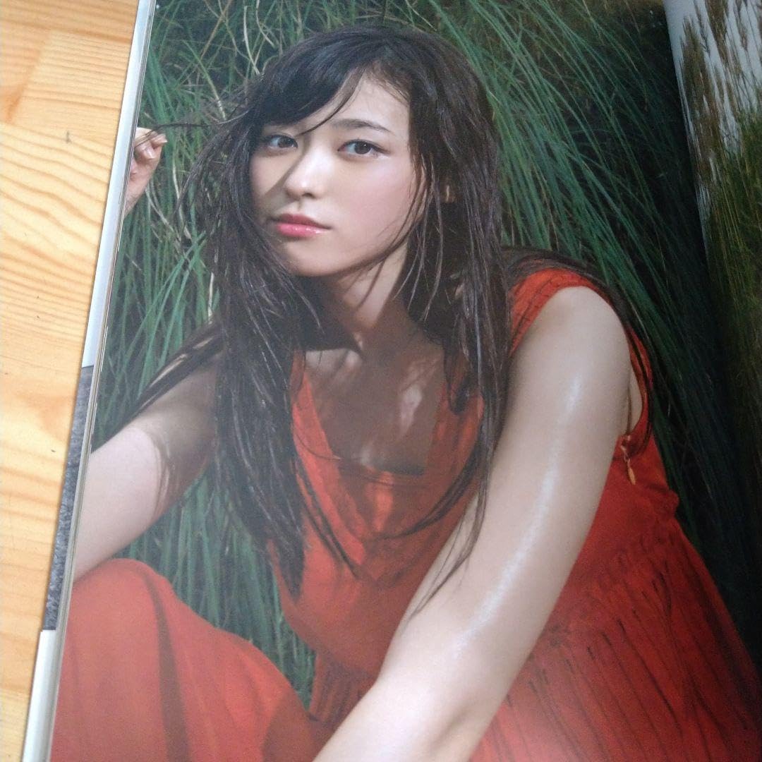 Amazon.co.jp: 超レア8年前の福原遥さんブレイク前の写真集同様初版帯