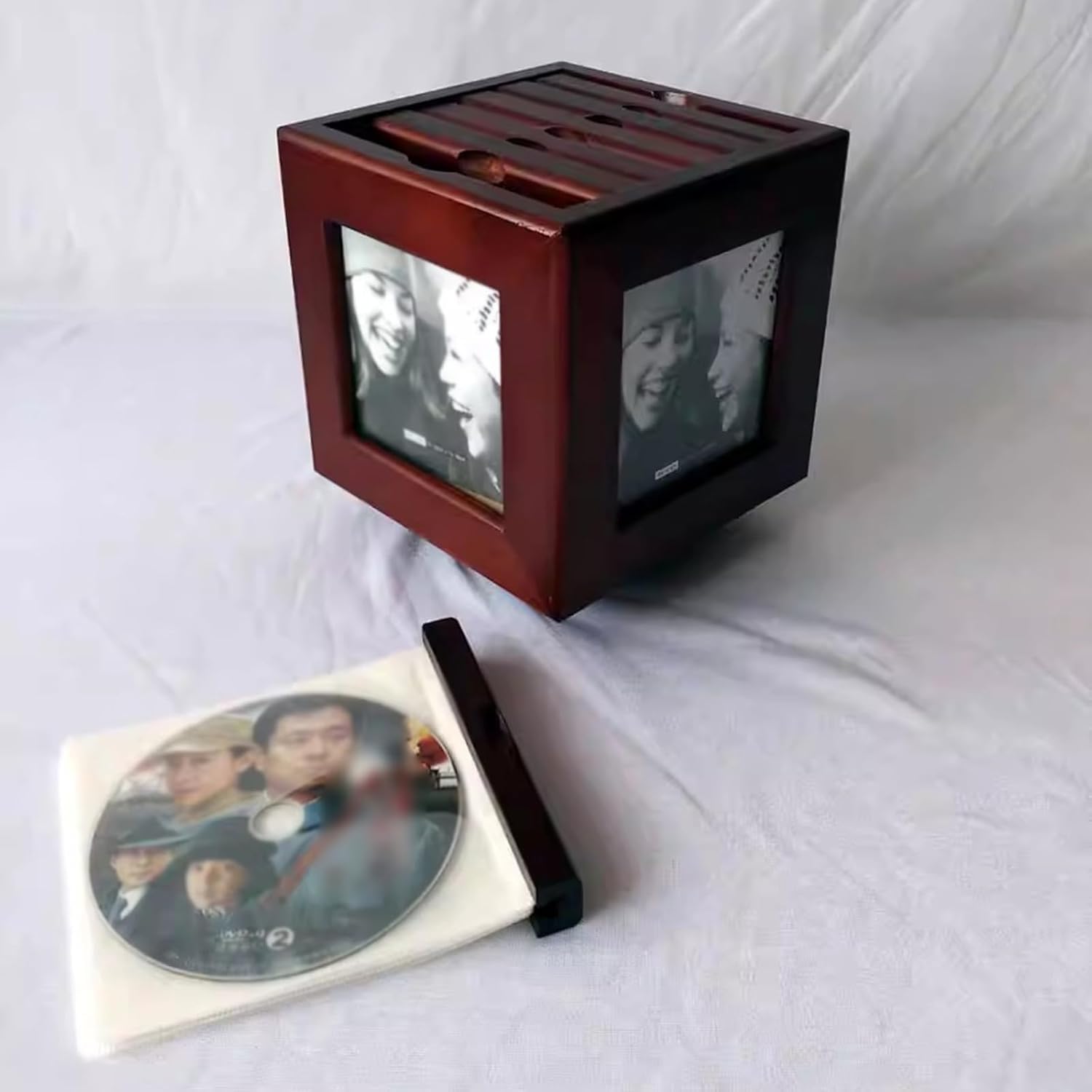 Pudełko do przechowywania płyt CD DVD, obrotowy uchwyt, organizuje 72 dyski optyczne, 6 wysuwanych gniazd na nośniki, idealne do domu, biura, samochodu, na prezent