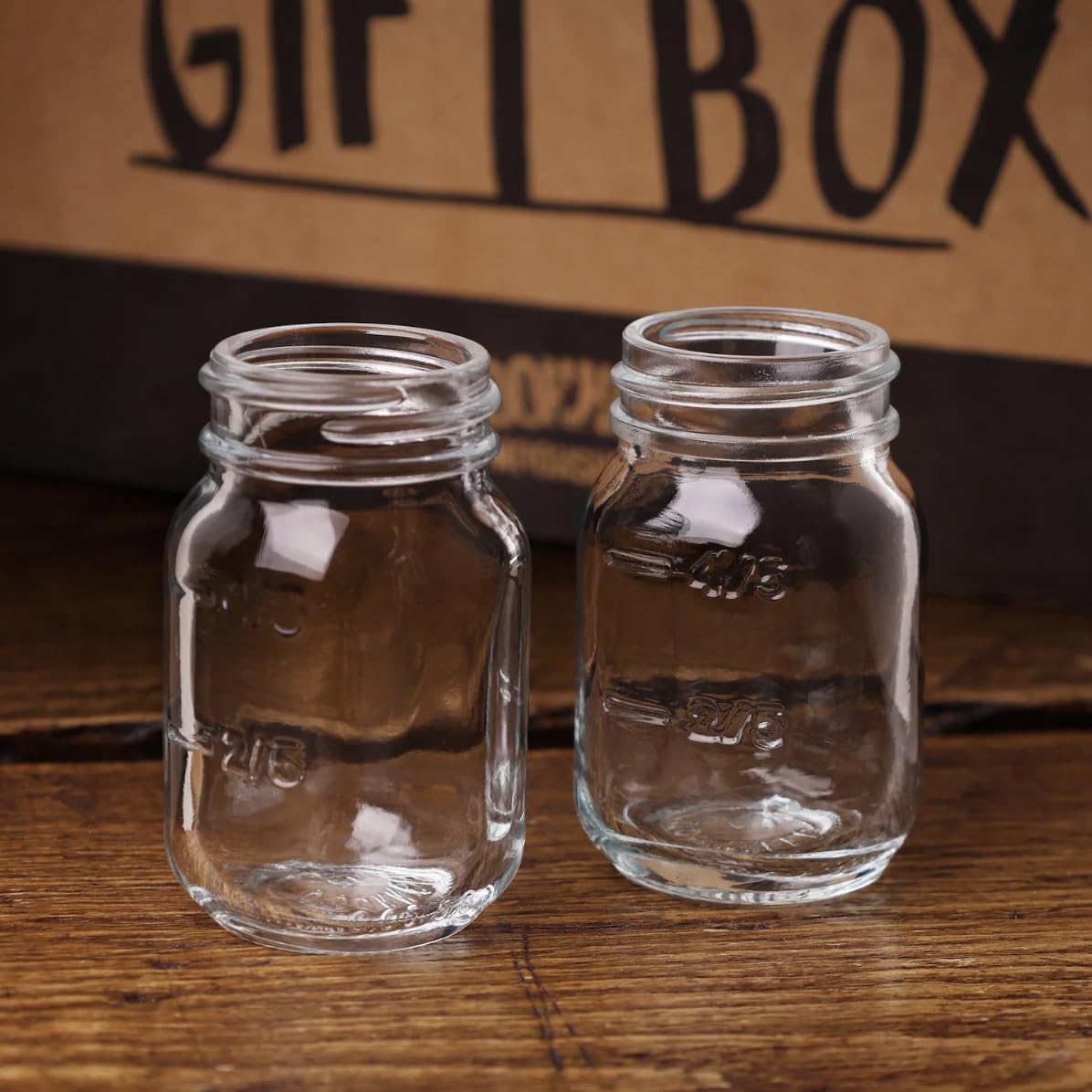 O'Donnell Moonshine Likör Geschenkset Made in Berlin – 3x Premium Likör Toffee, Kirsche & Haselnusslikör (350ml) + 2x Mason Jar Whiskey Gläser + Ausgießer (Geschenk für Männer) in Geschenkbox
