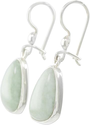Miniatura 4 de NOVICA Aretes colgantes de jade hechos a mano artesanales de plata de ley, verde manzana, salvia del desierto de Guatemala, modernos 1.5 pulgadas