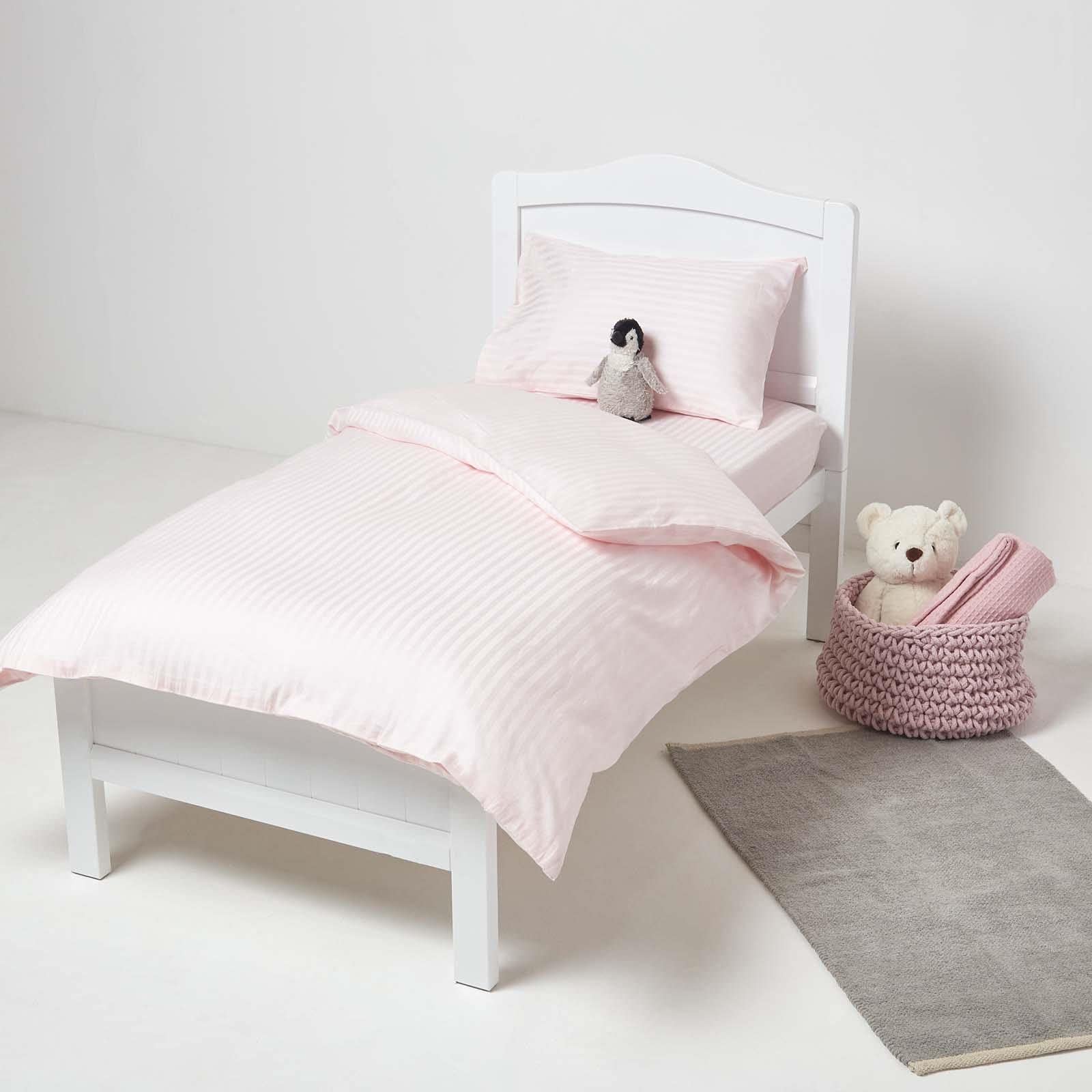 HOMESCAPES Parure de lit Enfant en Percale de Coton 330 Fils, Rose, Housse de Couette 120x150 cm et Taie d’Oreiller 40x60 cm
