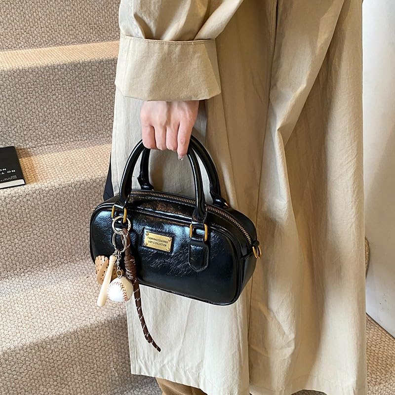 Sac à main cylindre imperméable pour protéger vos affaires avec style