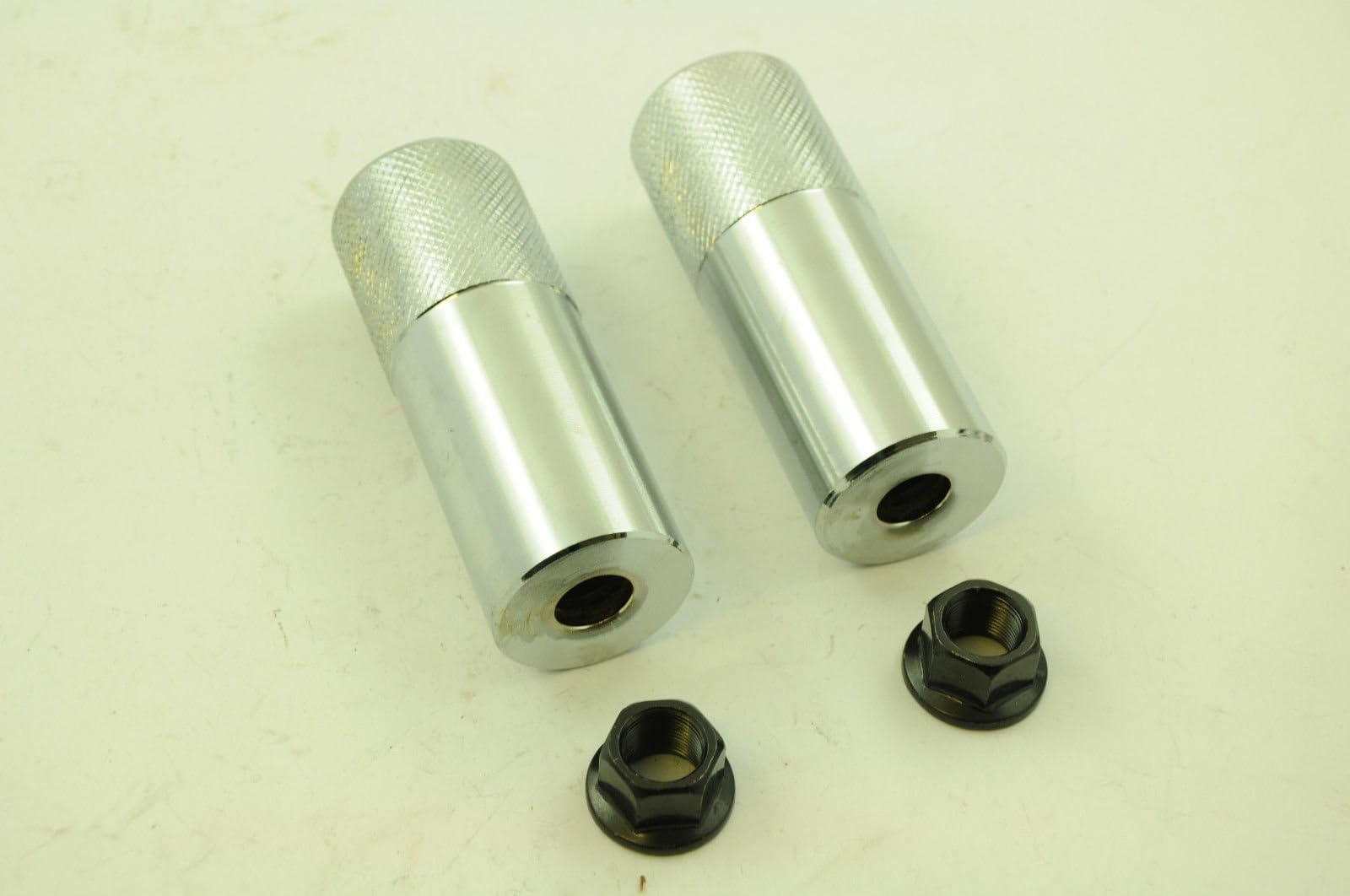 PAIR BMX CHROME STUNT PEGS FOR 14mm AXLE + NUTS 4” (100mm) 40mm DIA GRIND PEGS