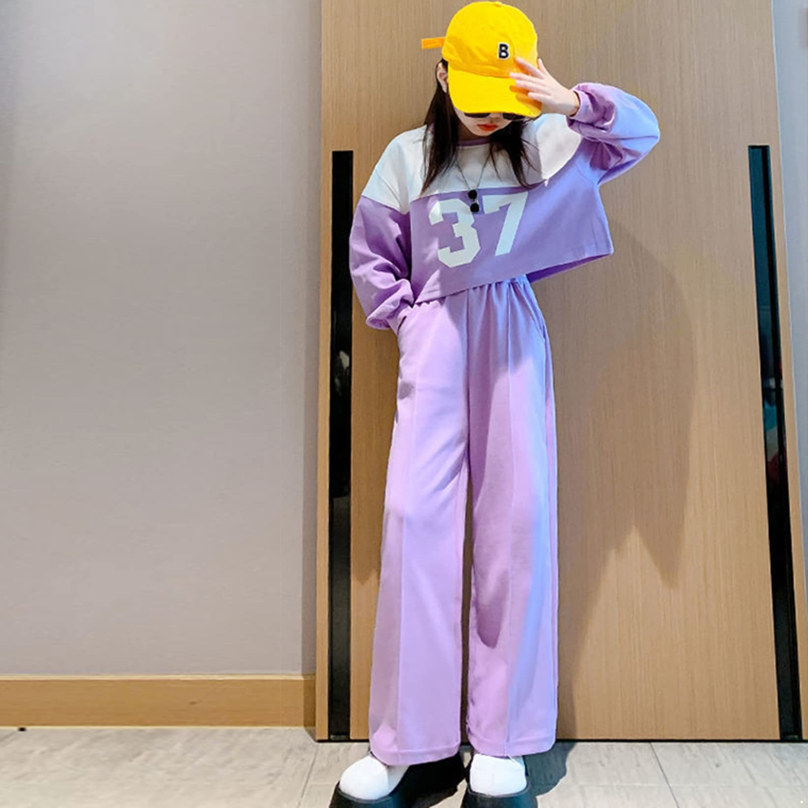 Dziewczęcy zestaw odzieży, dres do joggingu, bluza z długim rękawem, dresy, dres sportowy, dres rekreacyjny, zestaw sportowy