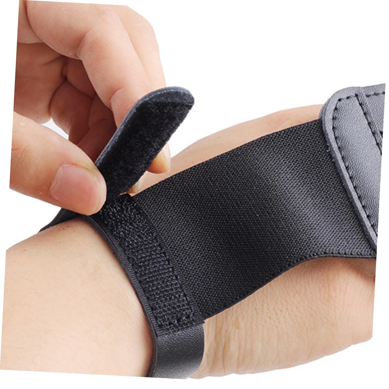 NAMOARLY 3 Finger Glove Lightweight Hunting Glove Hand Finger Protection Durable Material for Shooting Random Color