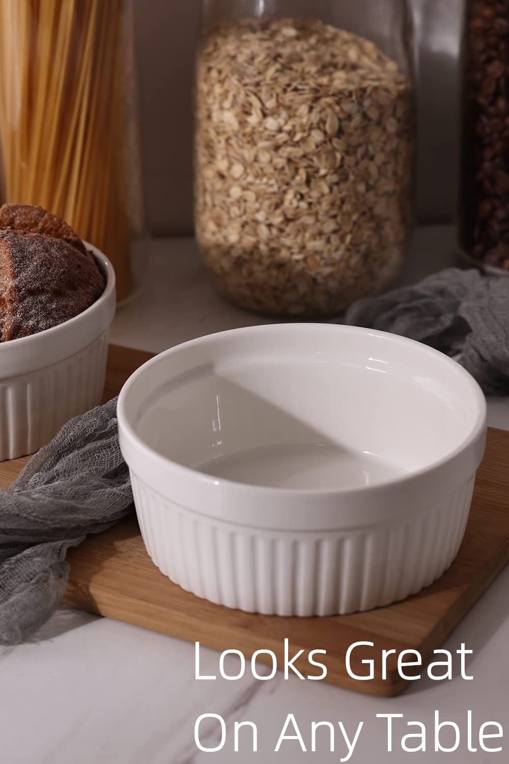 625 ml Auflaufförmchen – 2 Stück Porzellan-Auflaufförmchen für Souffle, Creme Brulee, Pudding, Vanillebecher, Backformen-Set zum Backen, ofenfest, weiß (15,2 cm)