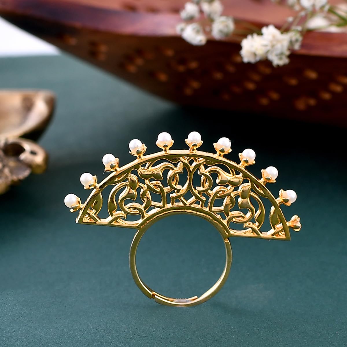 Nazakat Hairat Statement Ring