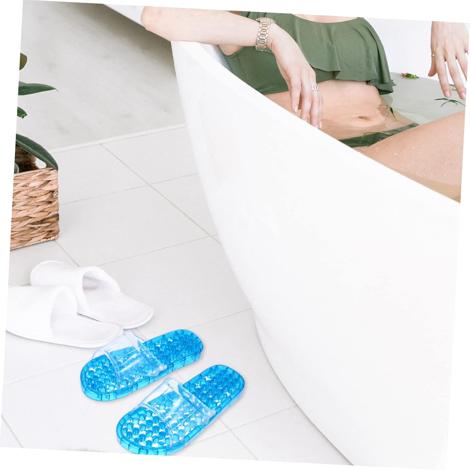 1pair Women Slippers for Indoor Shower Slides Massage Hollowed Draining Footwear Fashion Design Comfortable for Bath and Foot Bath
